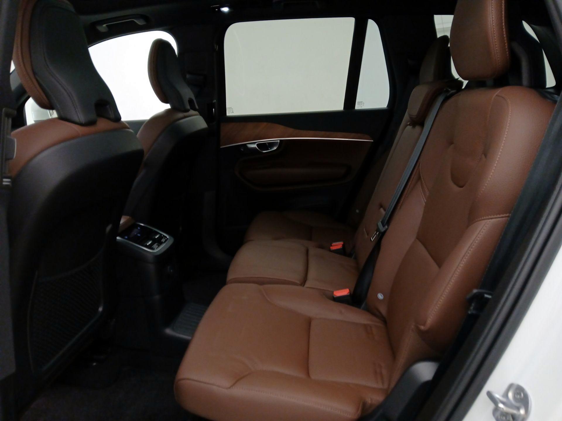Thumbnail: 2024 Volvo XC90 - 18
