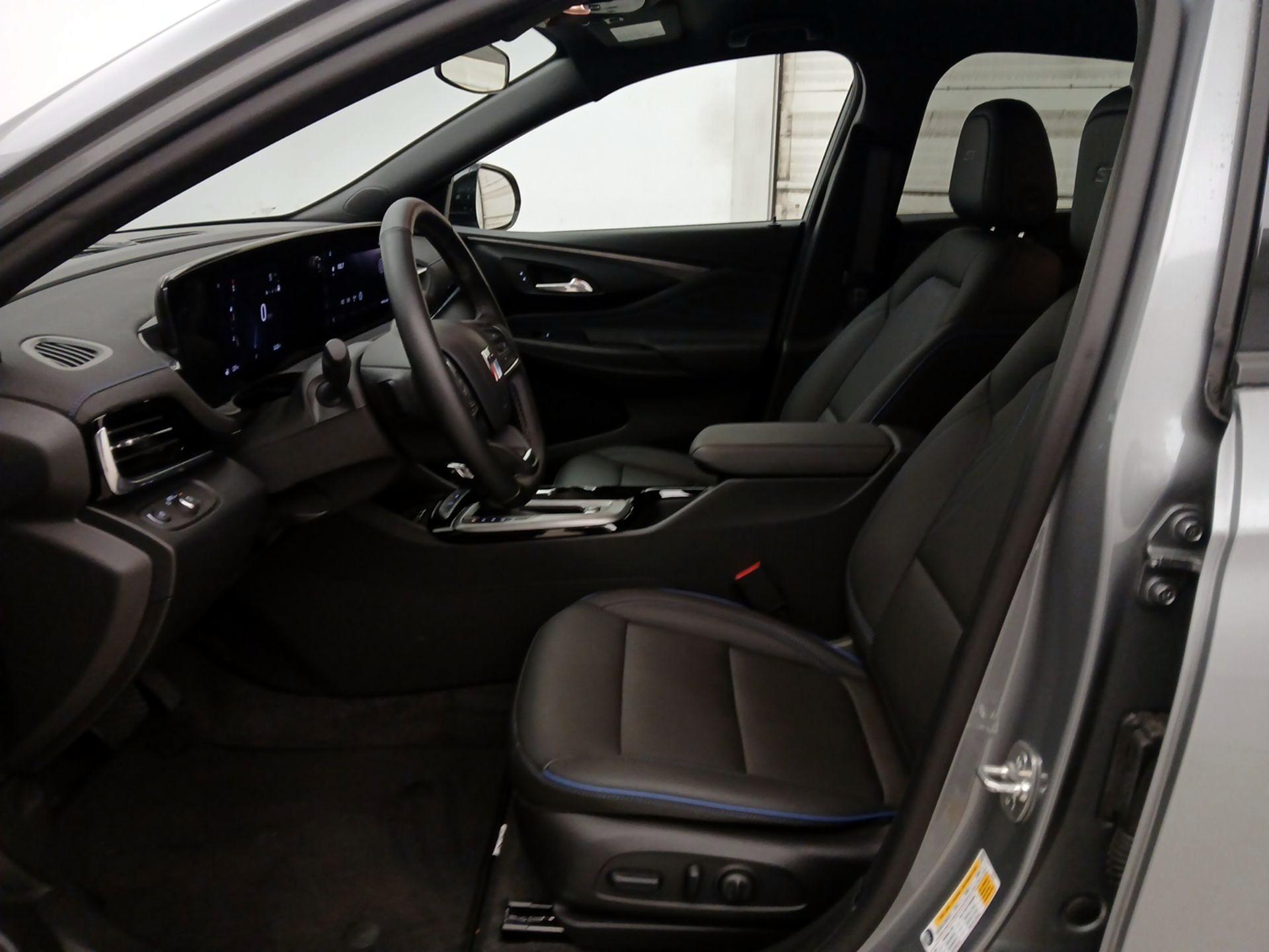 Thumbnail: 2025 Buick Envista - 11