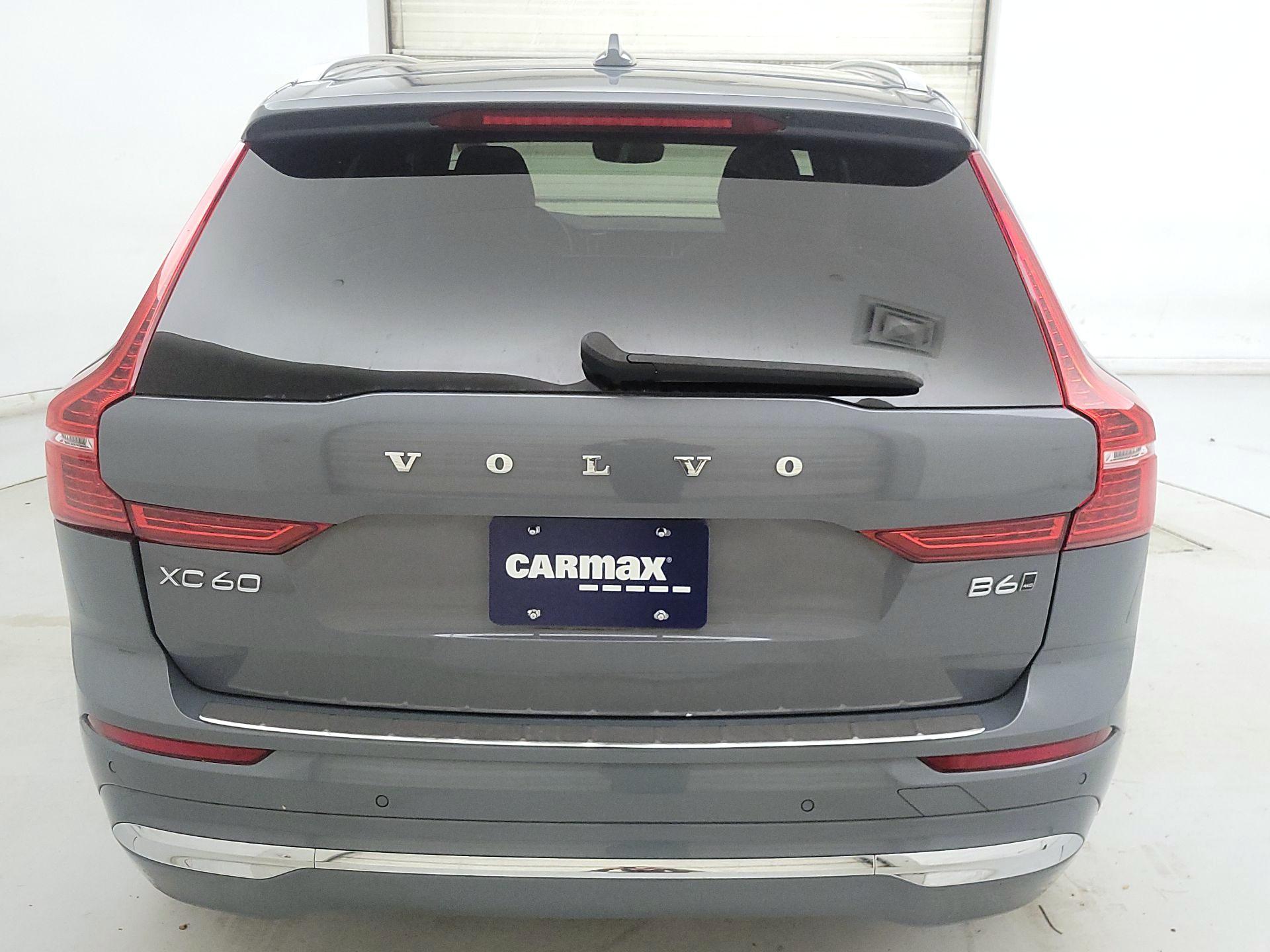 Thumbnail: 2022 Volvo XC60 - 6