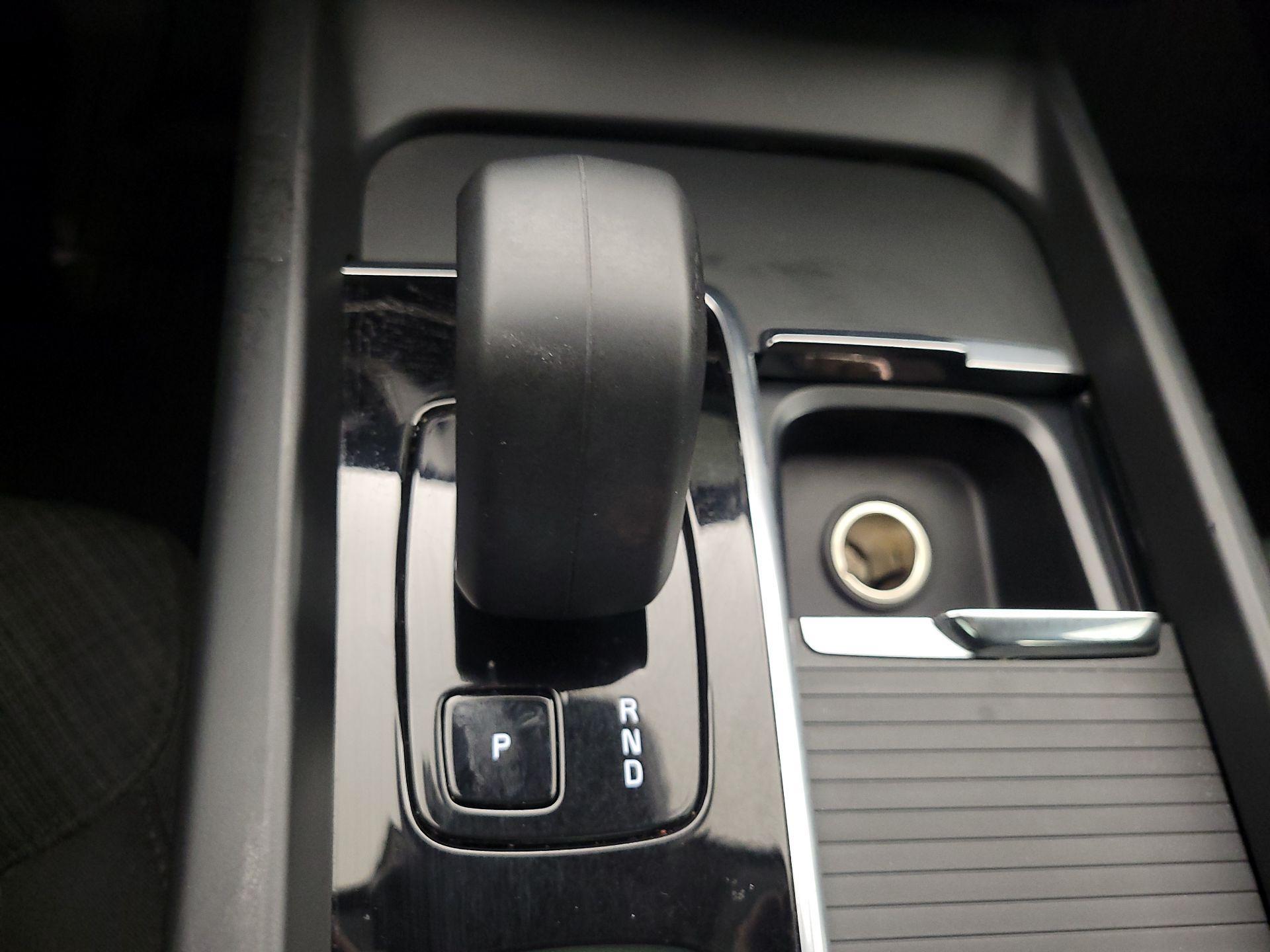Thumbnail: 2023 Volvo XC60 - 18