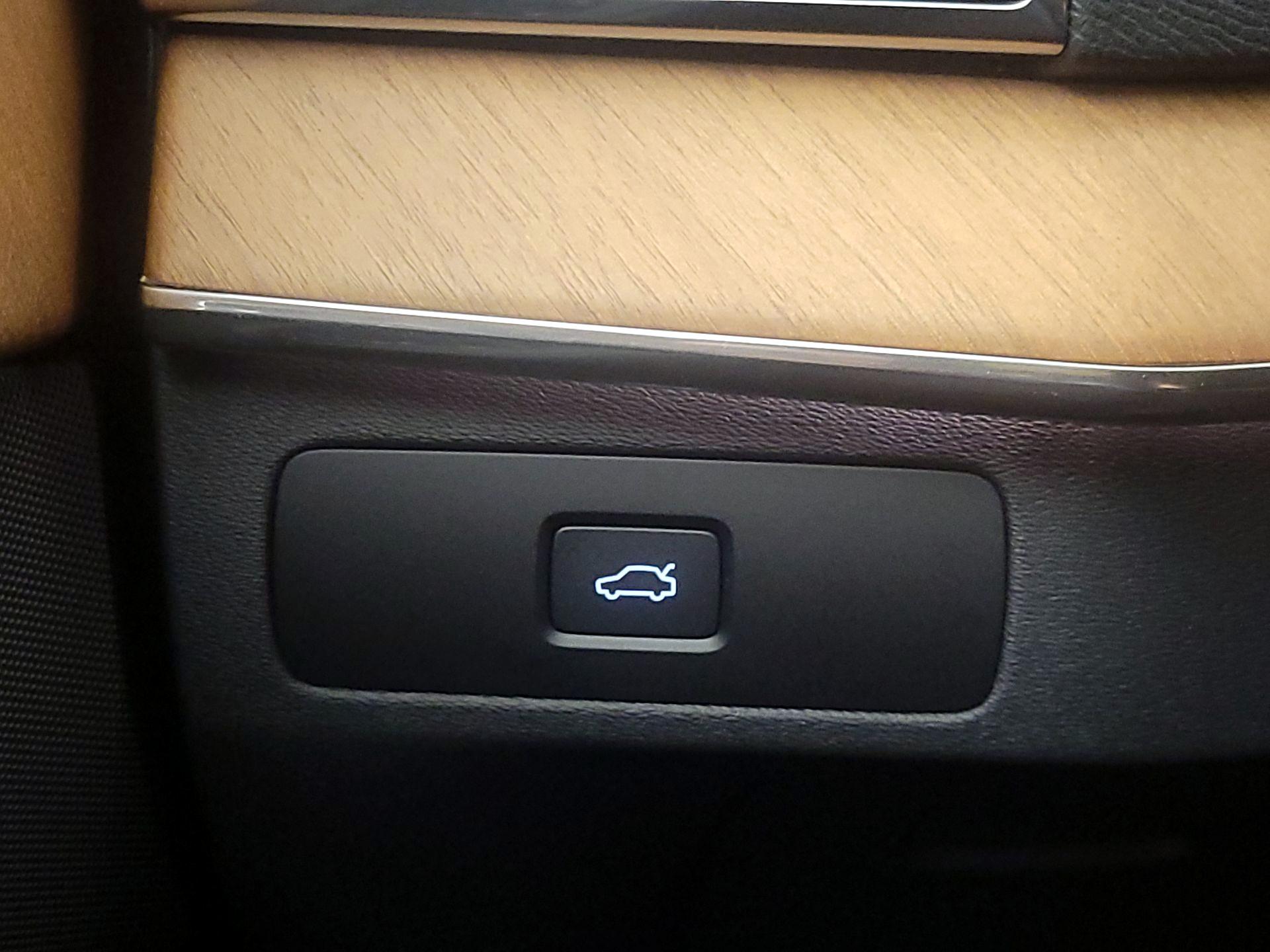 Thumbnail: 2024 Volvo XC90 - 13