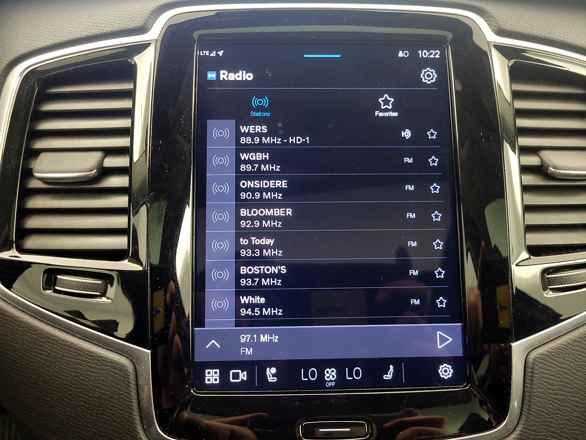 Thumbnail: 2024 Volvo XC90 - 16