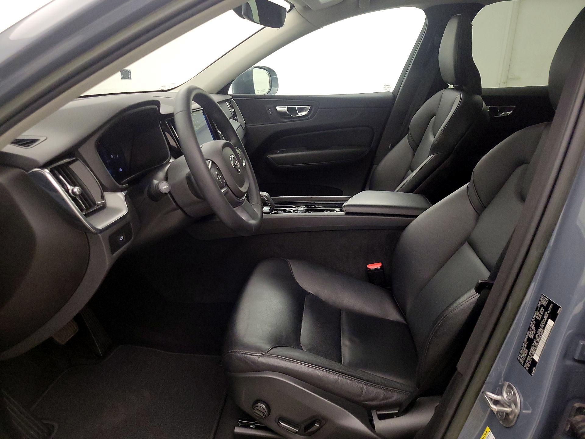 Thumbnail: 2023 Volvo XC60 - 11