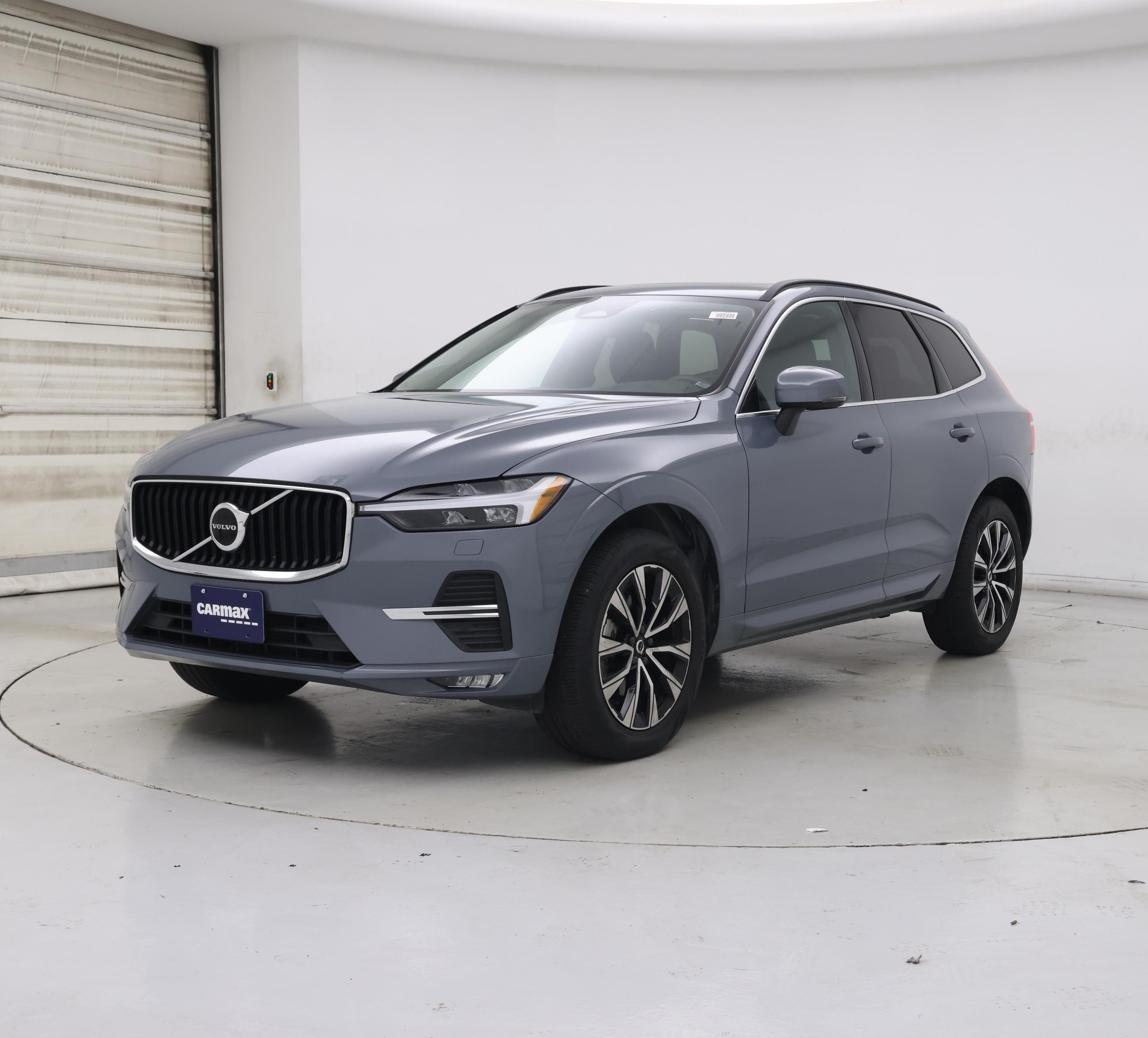Thumbnail: 2023 Volvo XC60 - 4