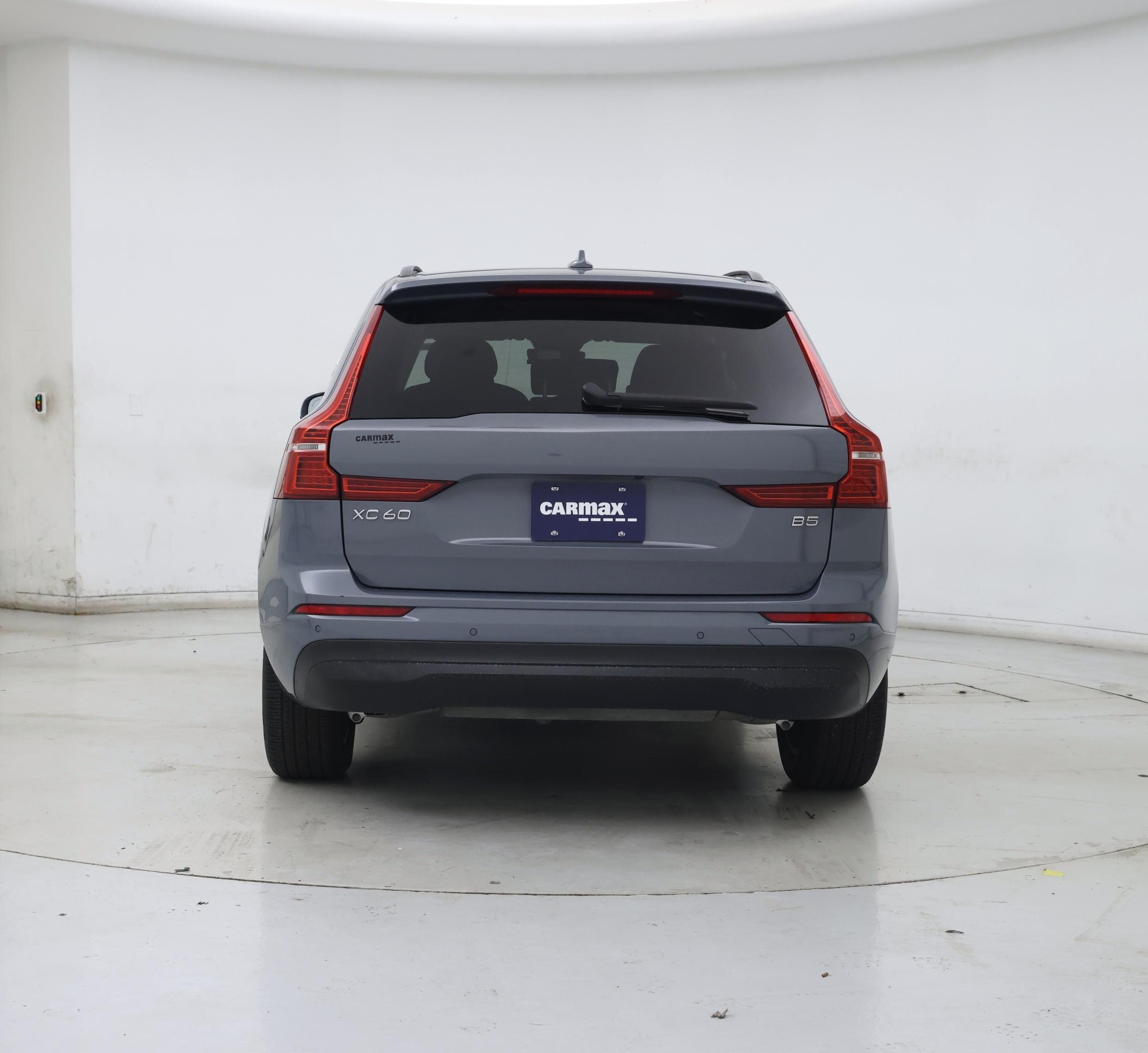 Thumbnail: 2023 Volvo XC60 - 6