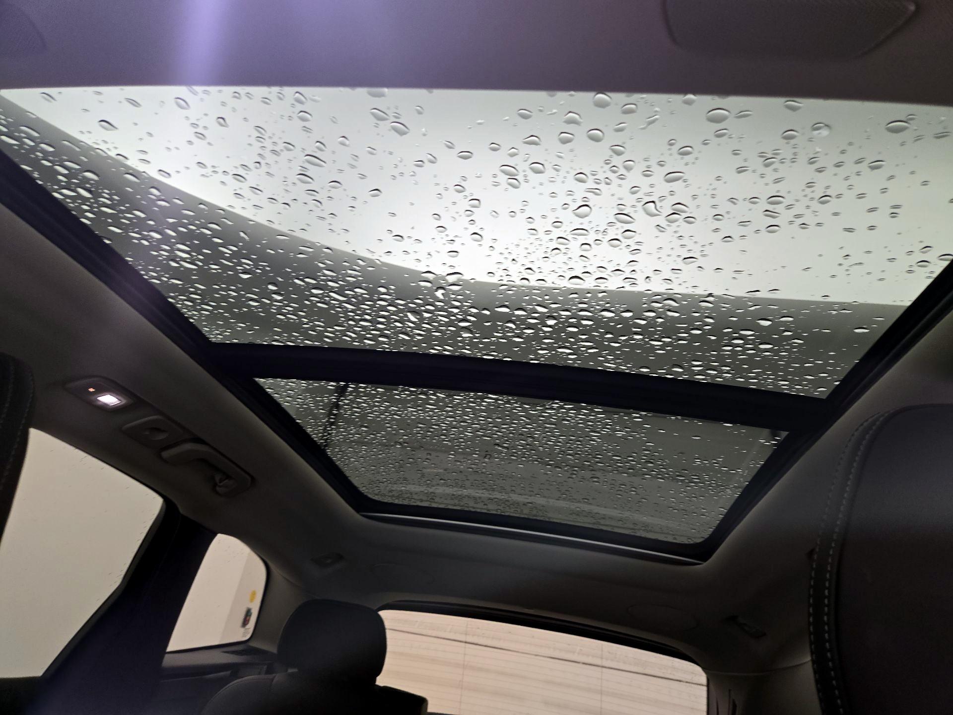 Thumbnail: 2022 Volvo XC60 - 20