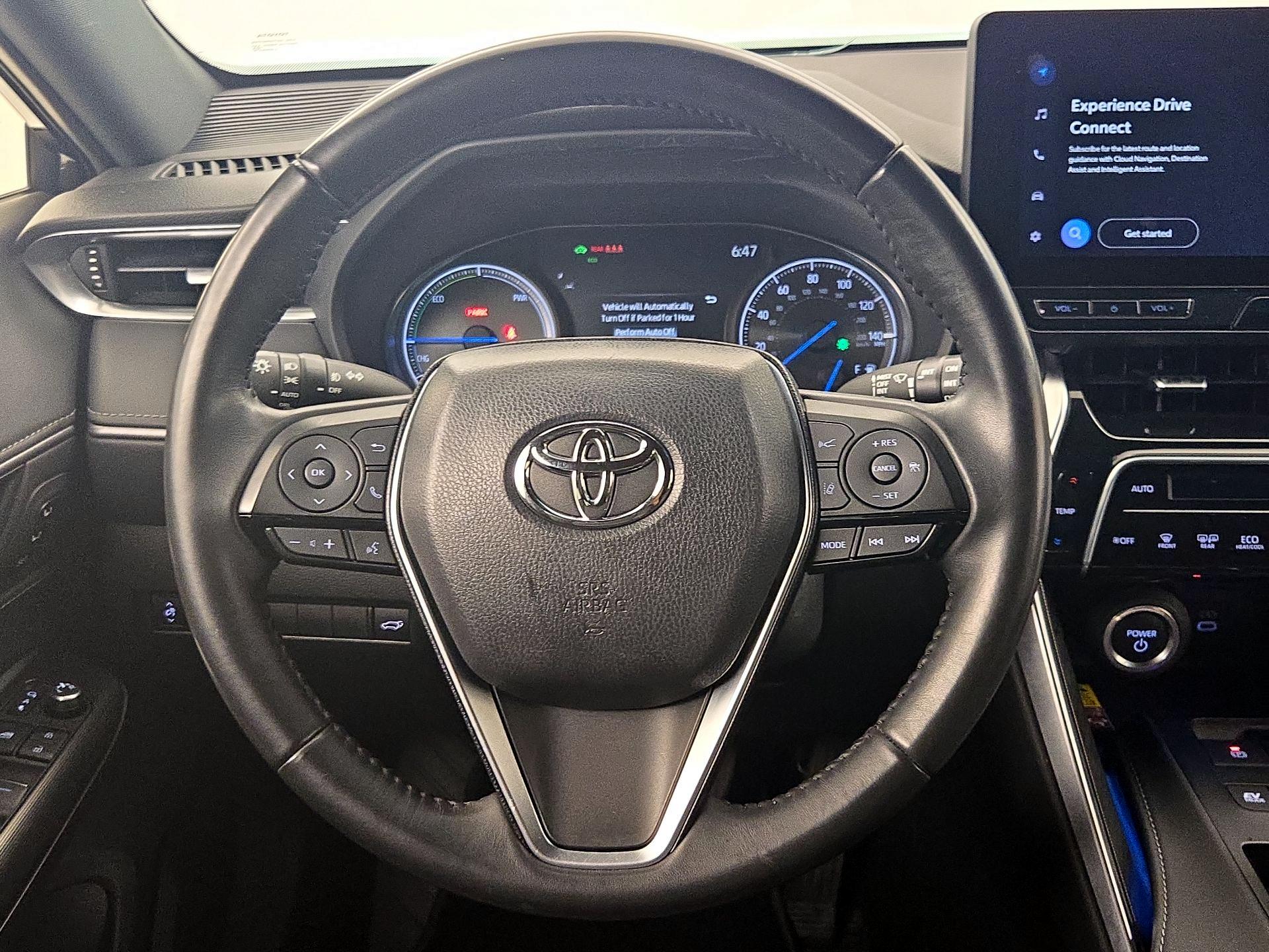 Thumbnail: 2023 Toyota Venza - 10