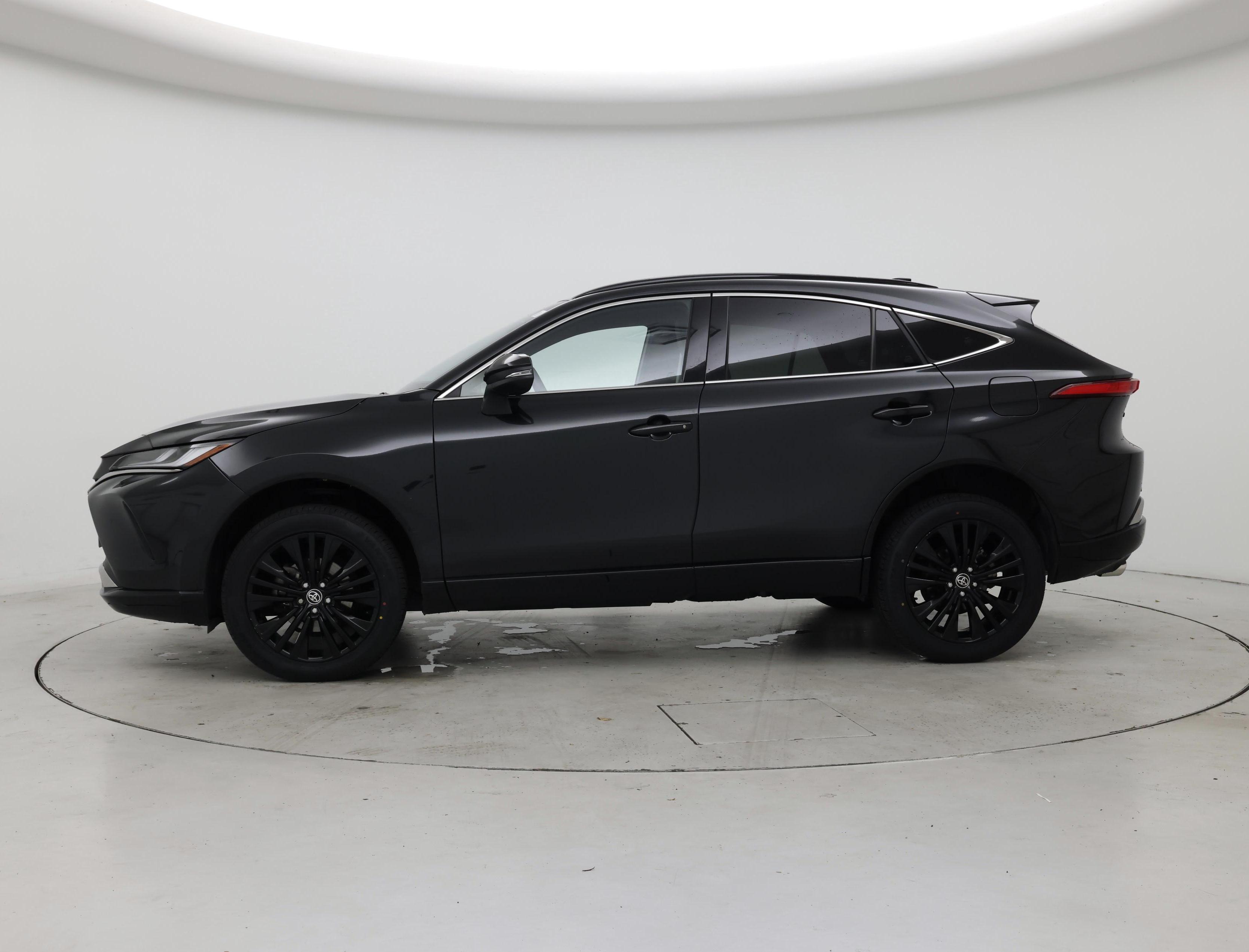 Thumbnail: 2023 Toyota Venza - 3
