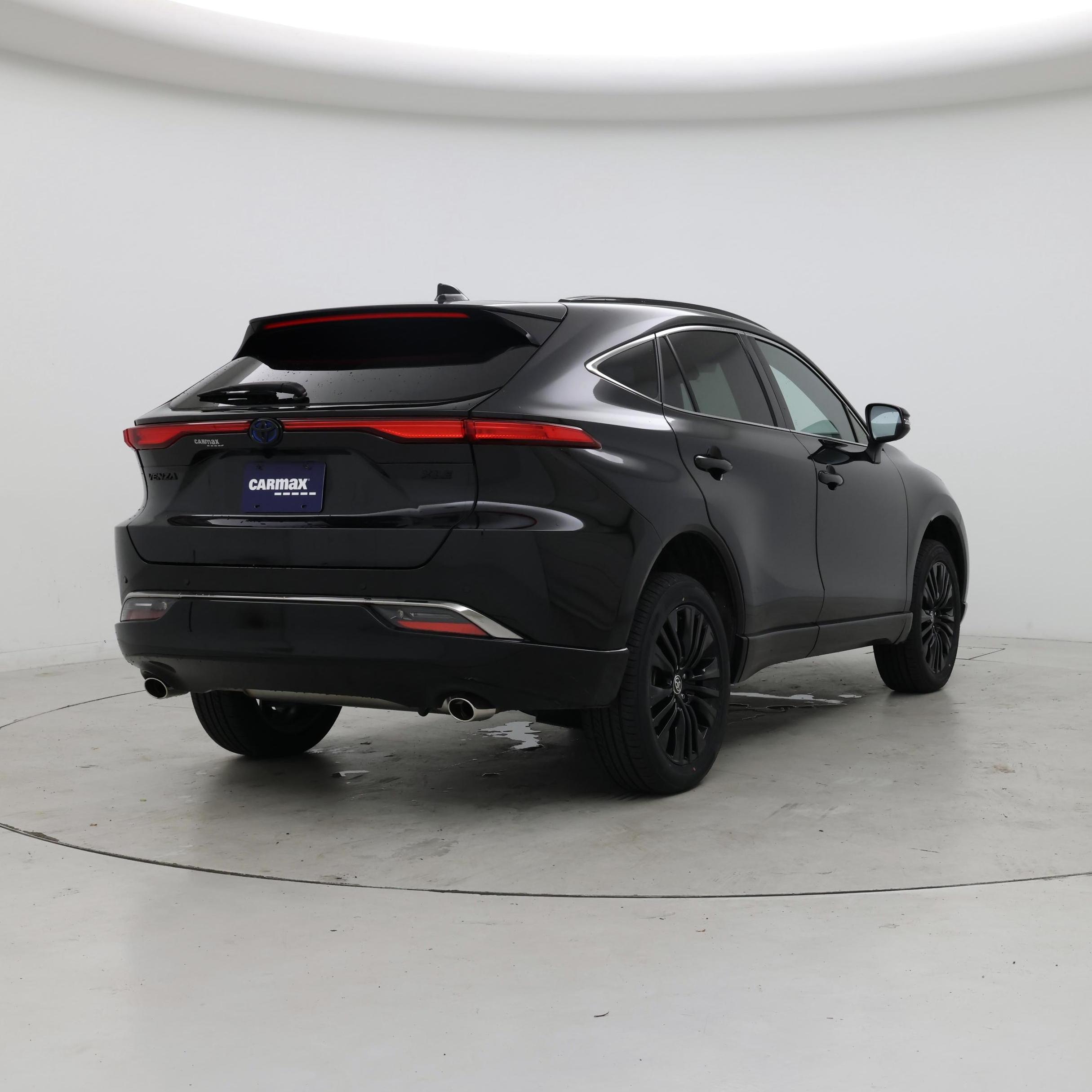 Thumbnail: 2023 Toyota Venza - 8