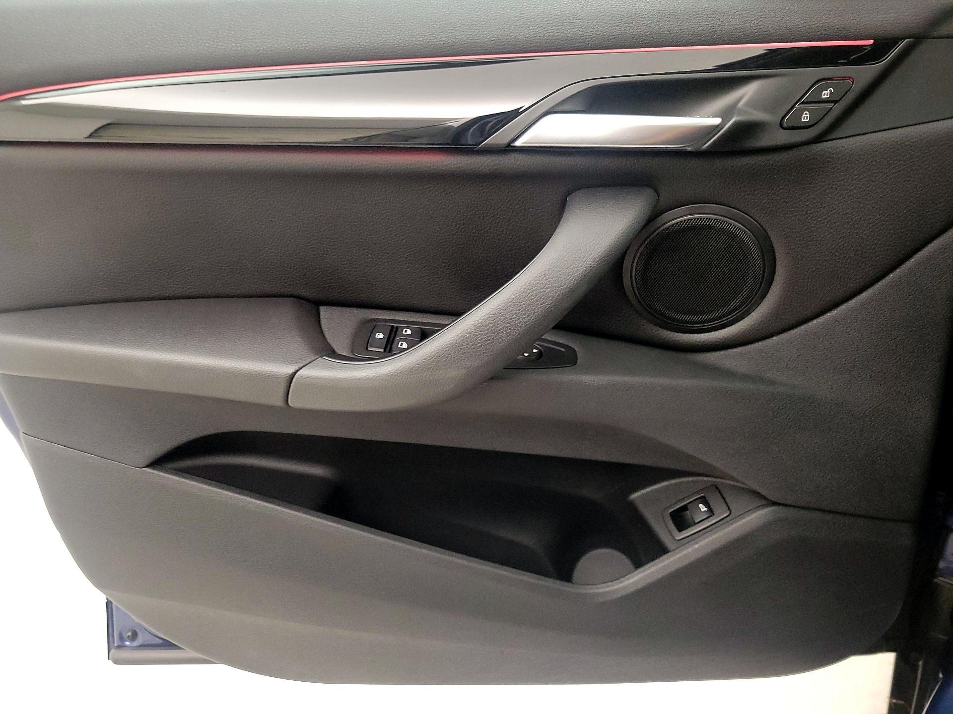 Thumbnail: 2021 BMW X1 - 12