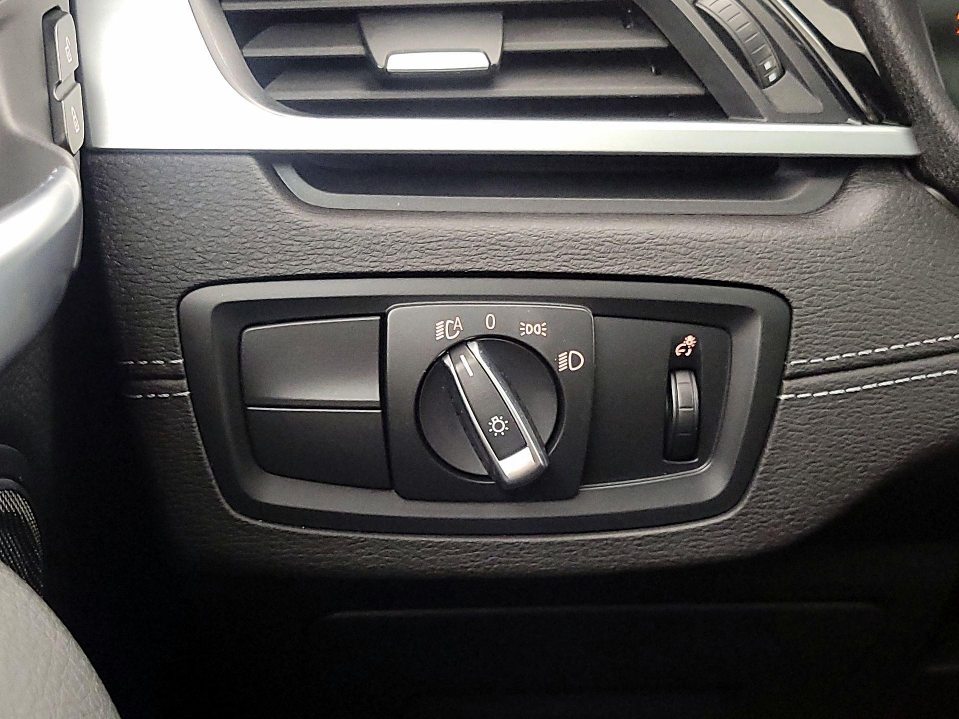 Thumbnail: 2021 BMW X1 - 13