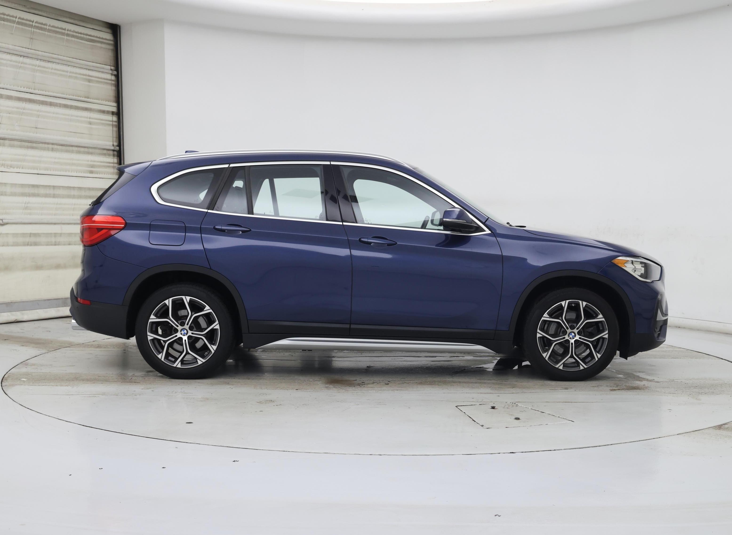 Thumbnail: 2021 BMW X1 - 7