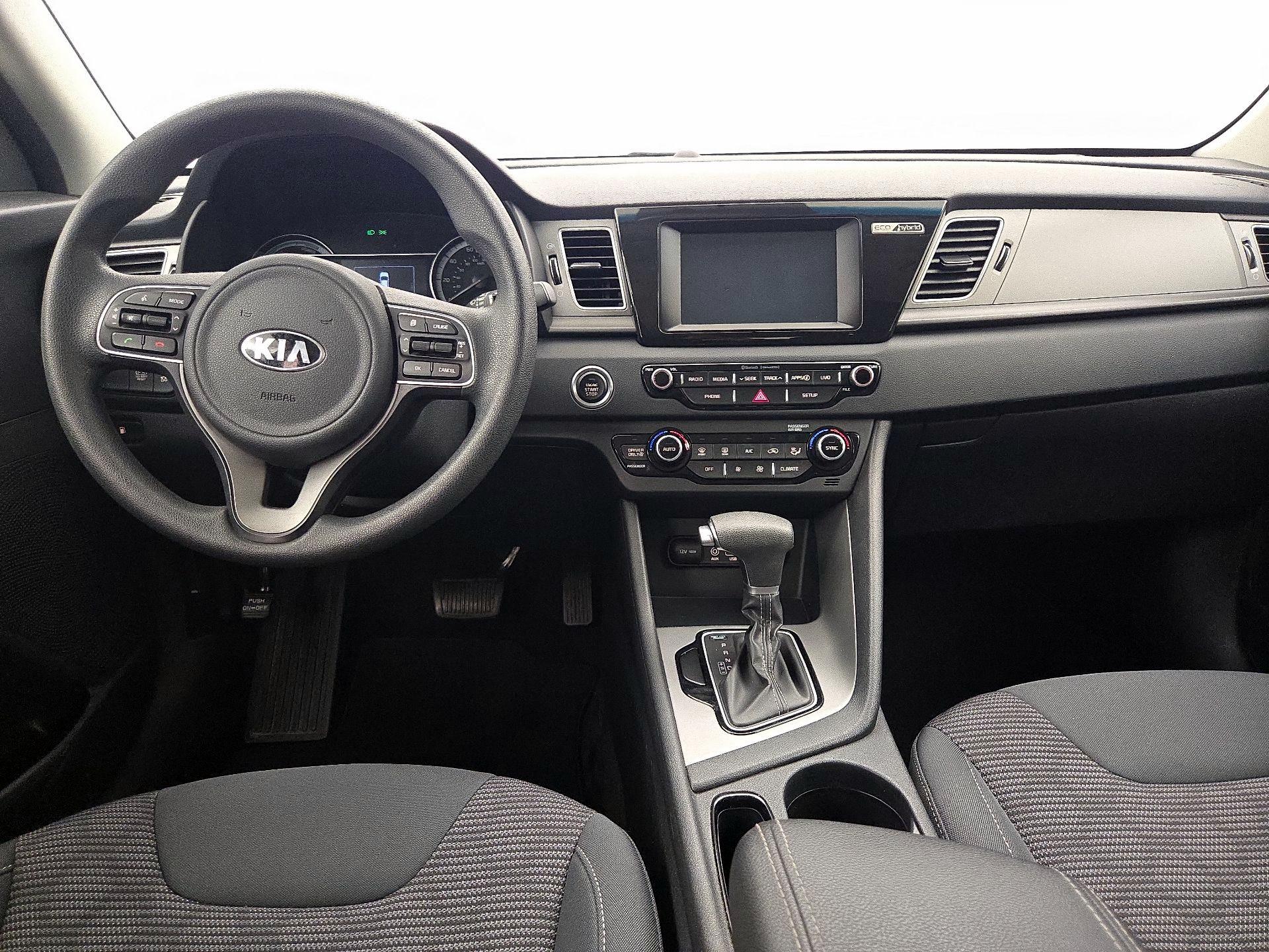 Thumbnail: 2019 Kia Niro - 9