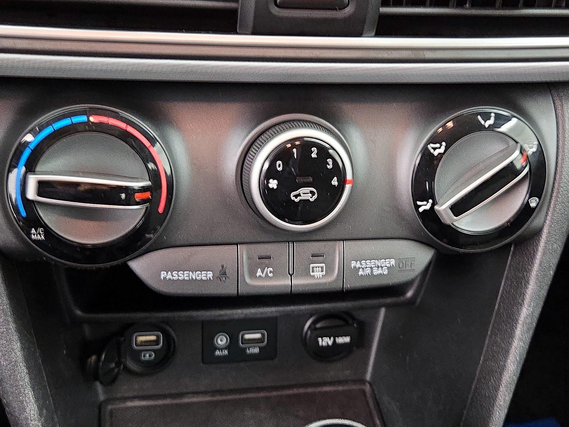 Thumbnail: 2019 Hyundai Kona - 16