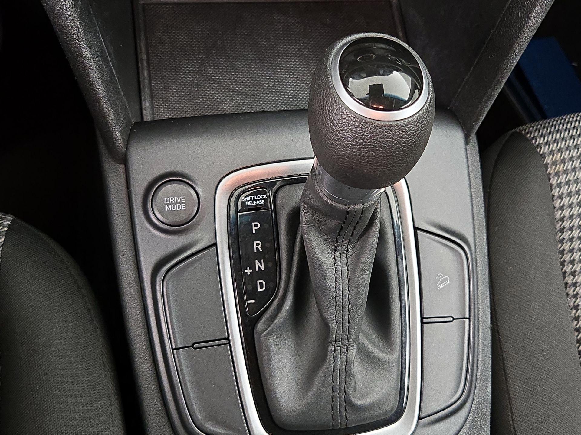Thumbnail: 2019 Hyundai Kona - 17