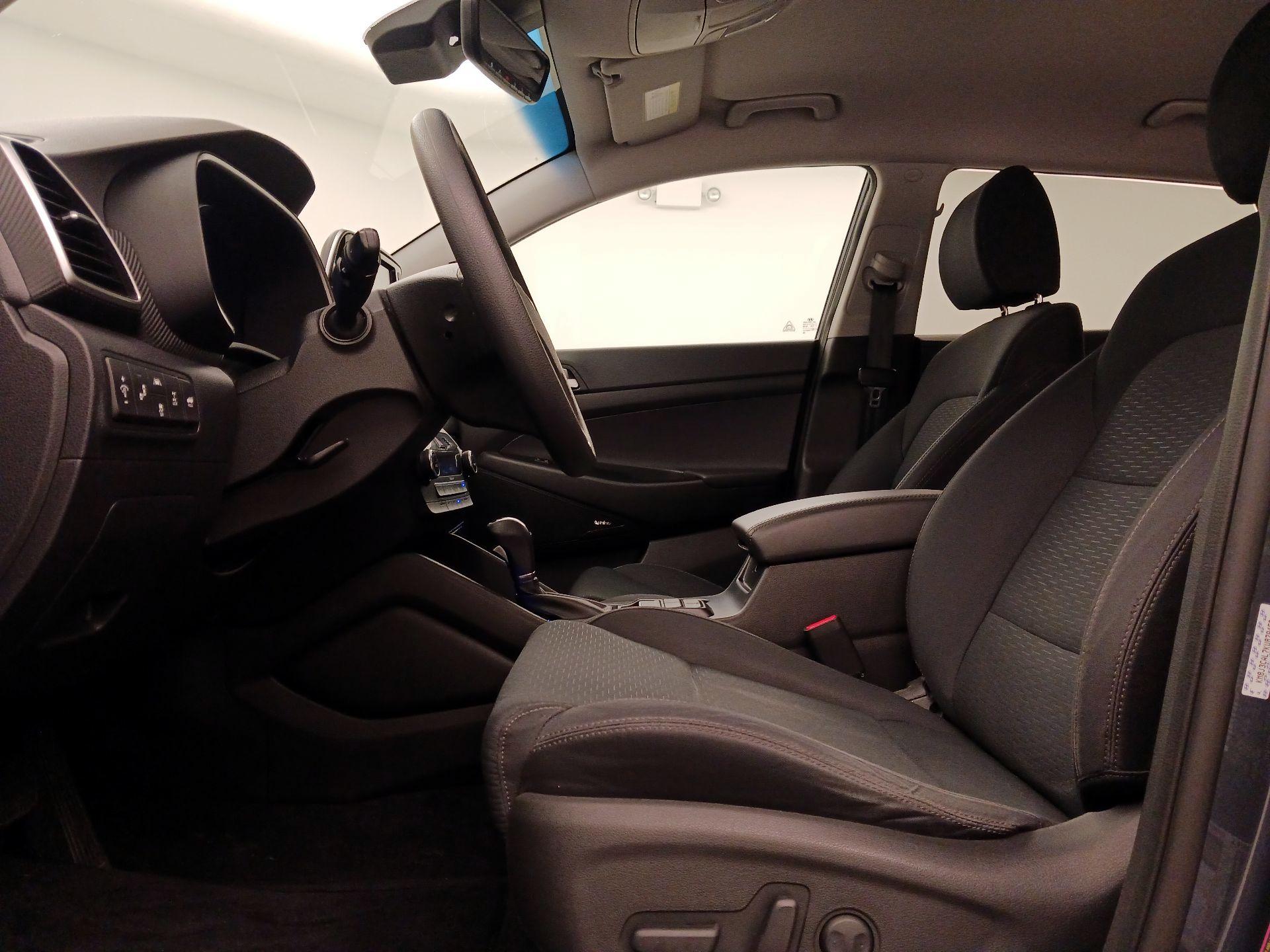 Thumbnail: 2019 Hyundai Tucson - 11