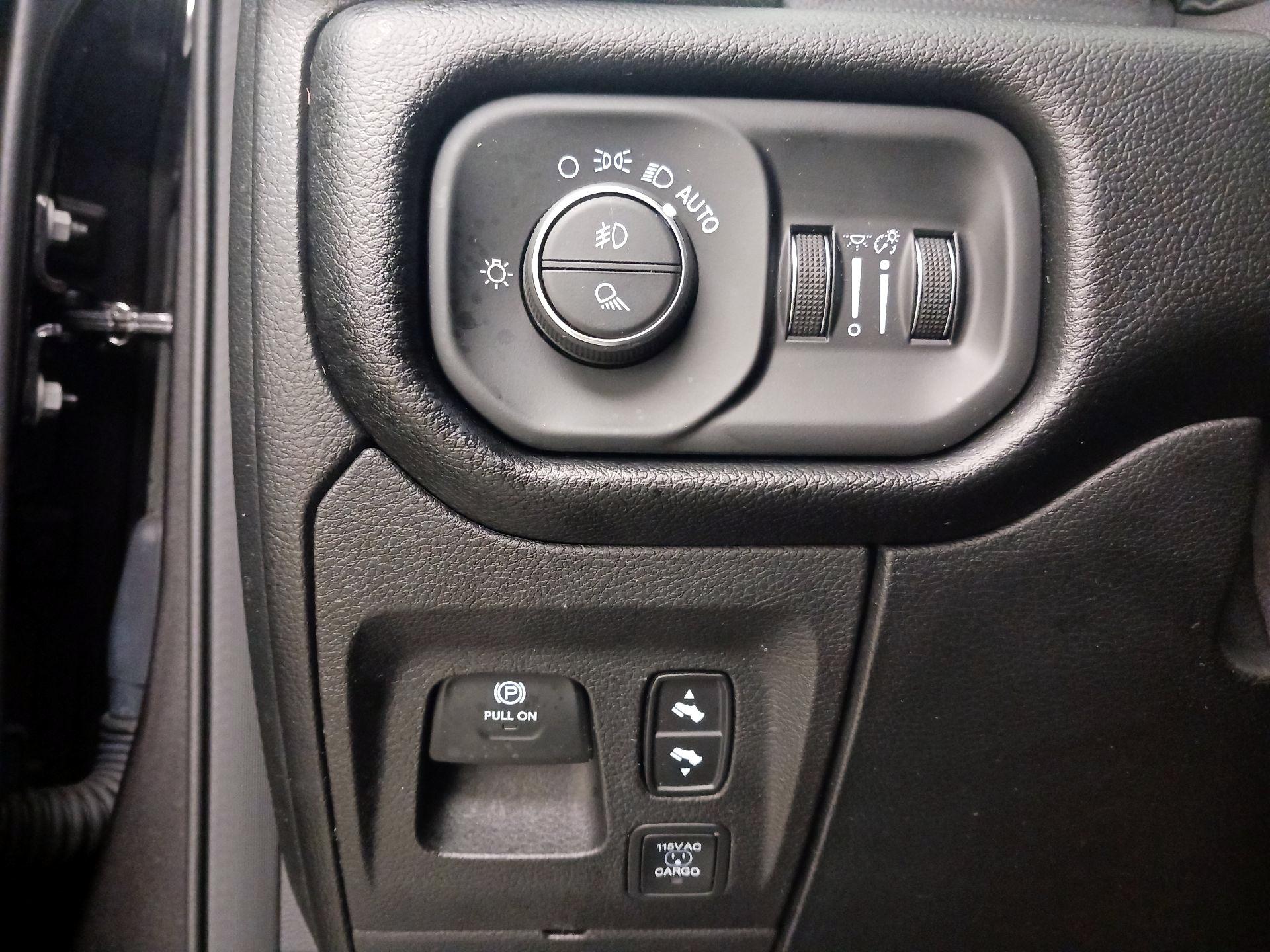 Thumbnail: 2021 RAM 1500 - 13