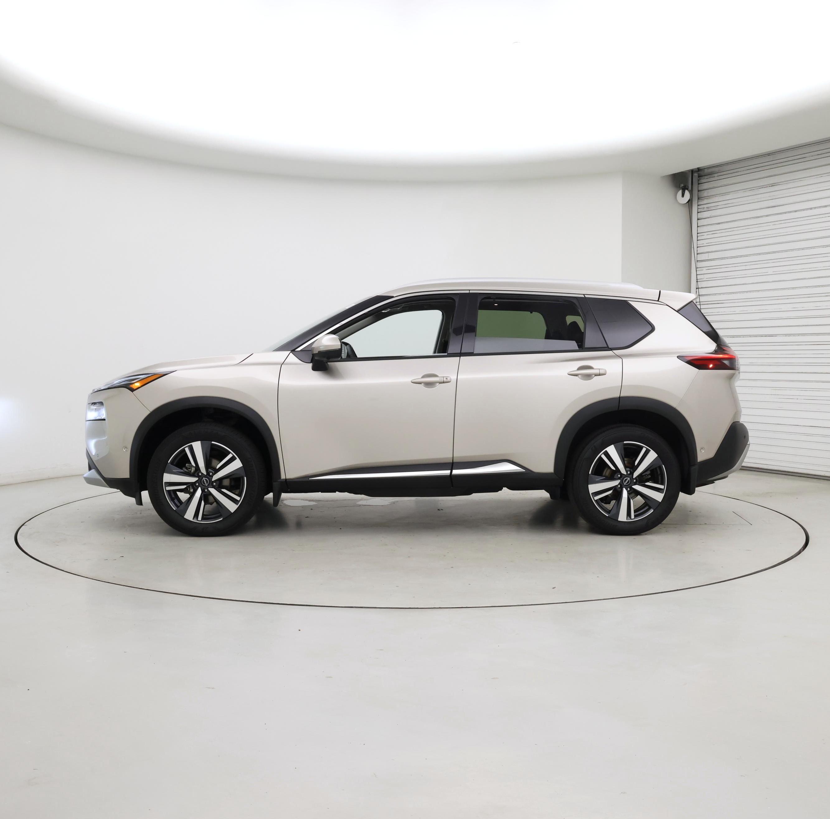 Thumbnail: 2023 Nissan Rogue - 3