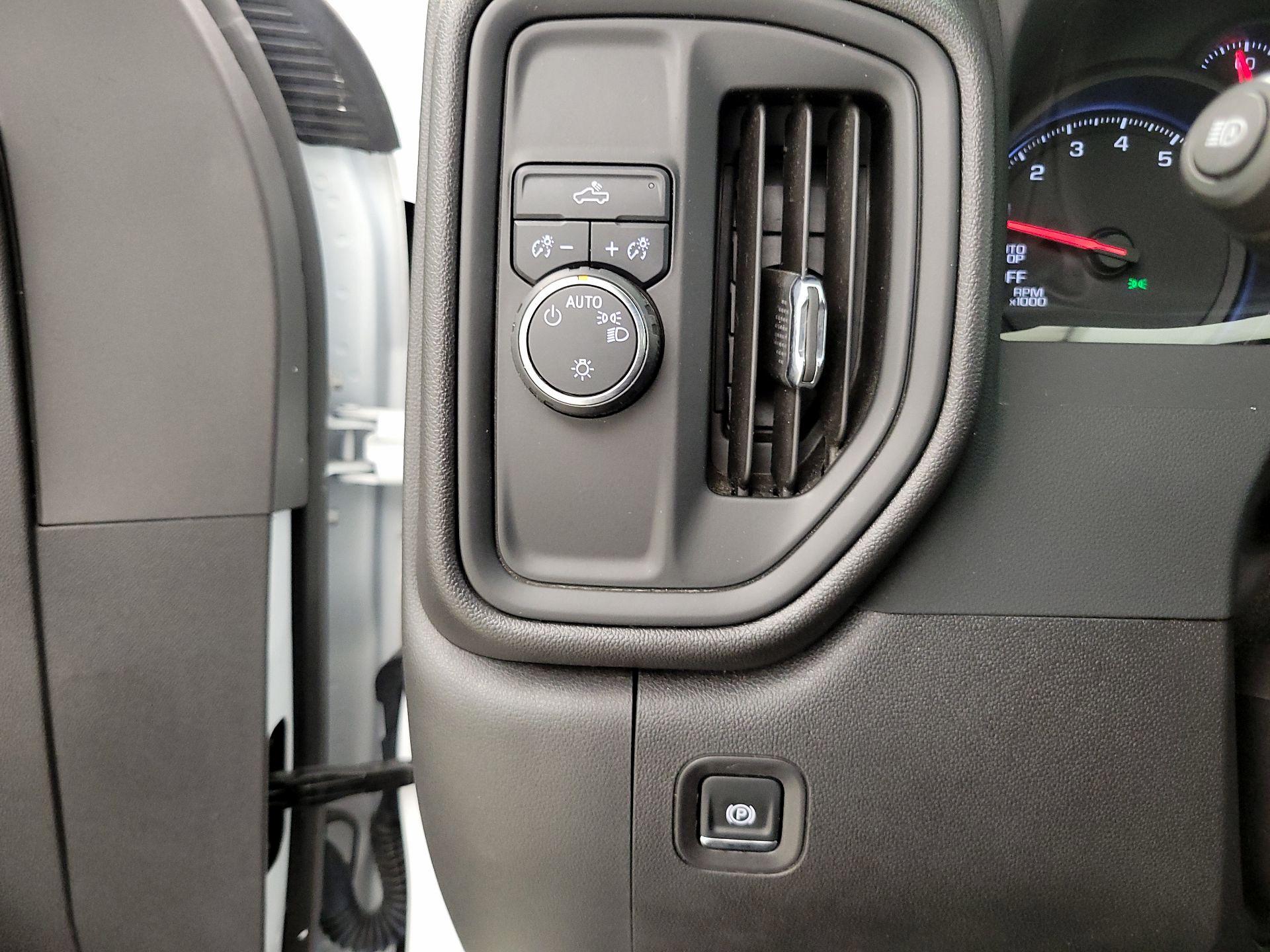 Thumbnail: 2024 Chevrolet Silverado 1500 - 13