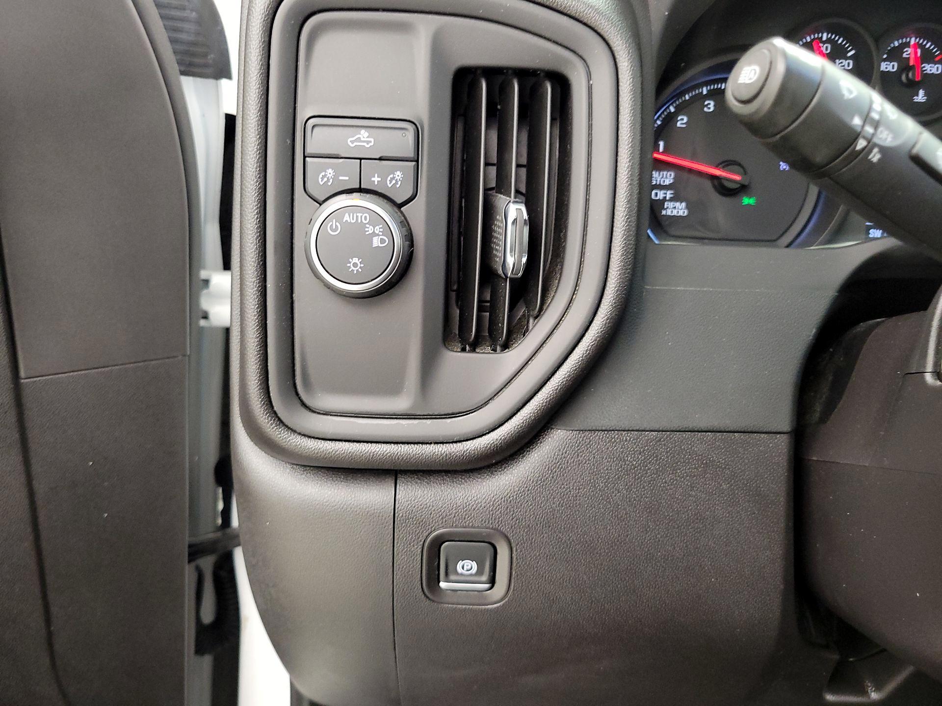 Thumbnail: 2024 Chevrolet Silverado 1500 - 13