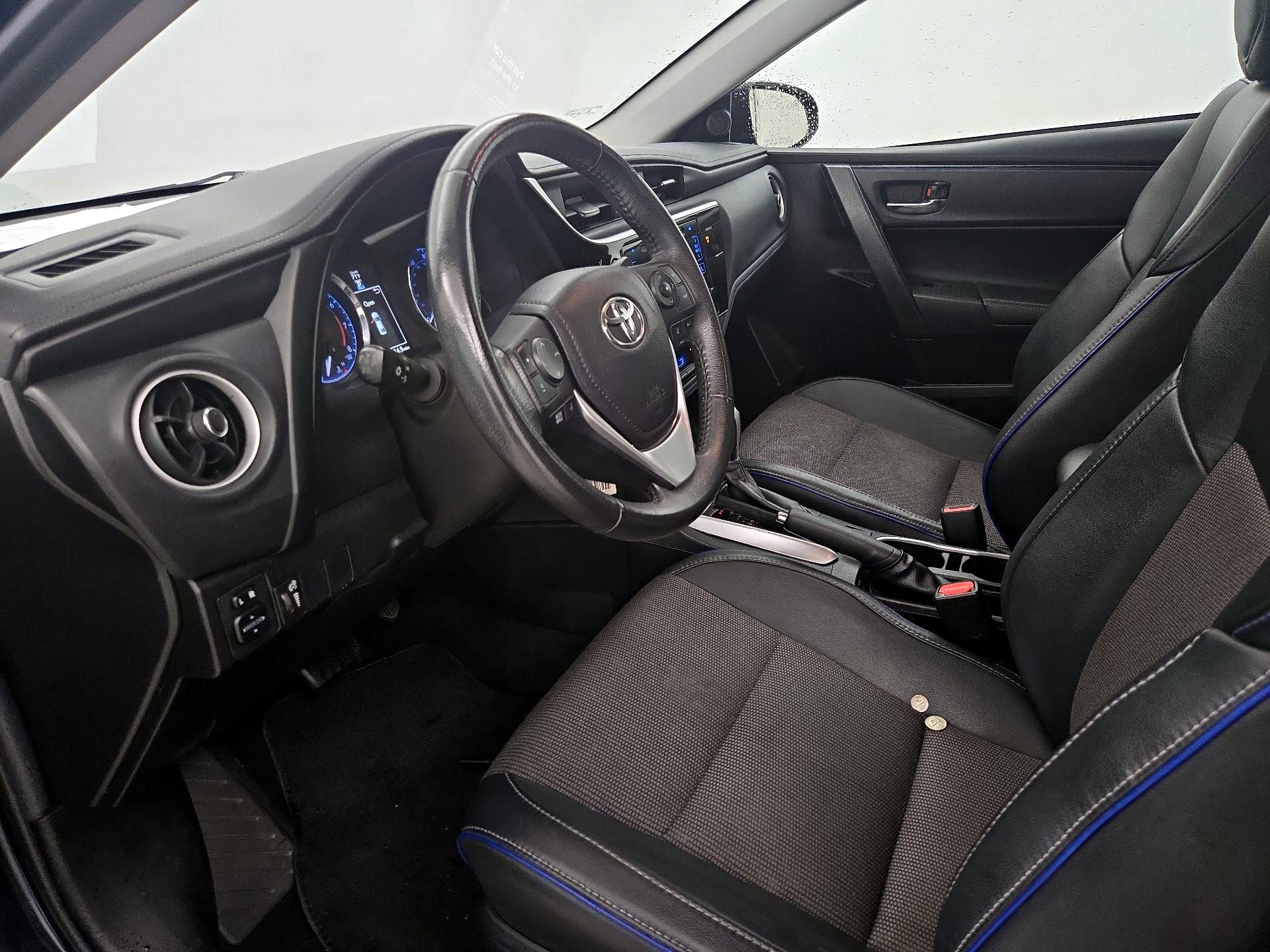 Thumbnail: 2017 Toyota Corolla - 11