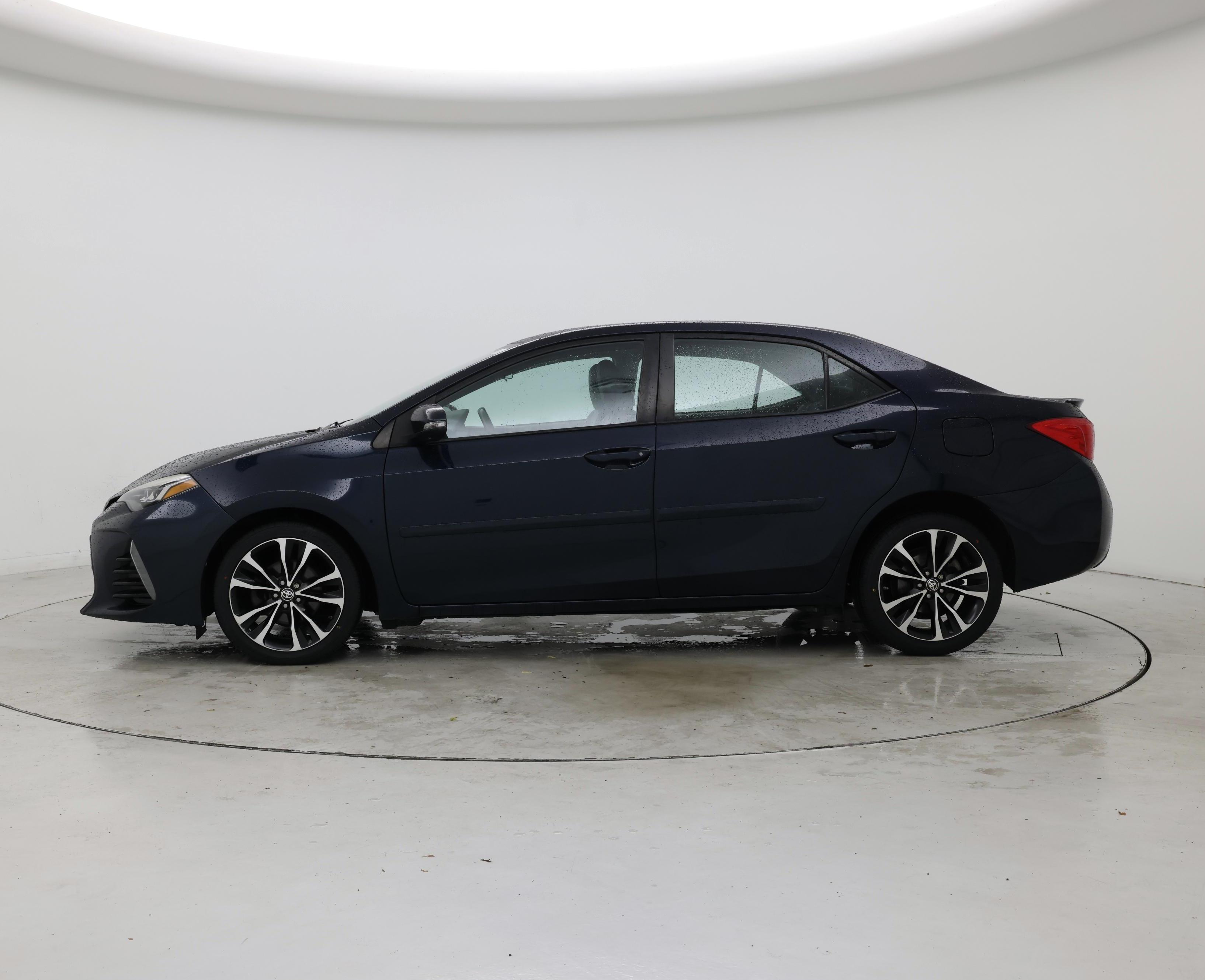 Thumbnail: 2017 Toyota Corolla - 3