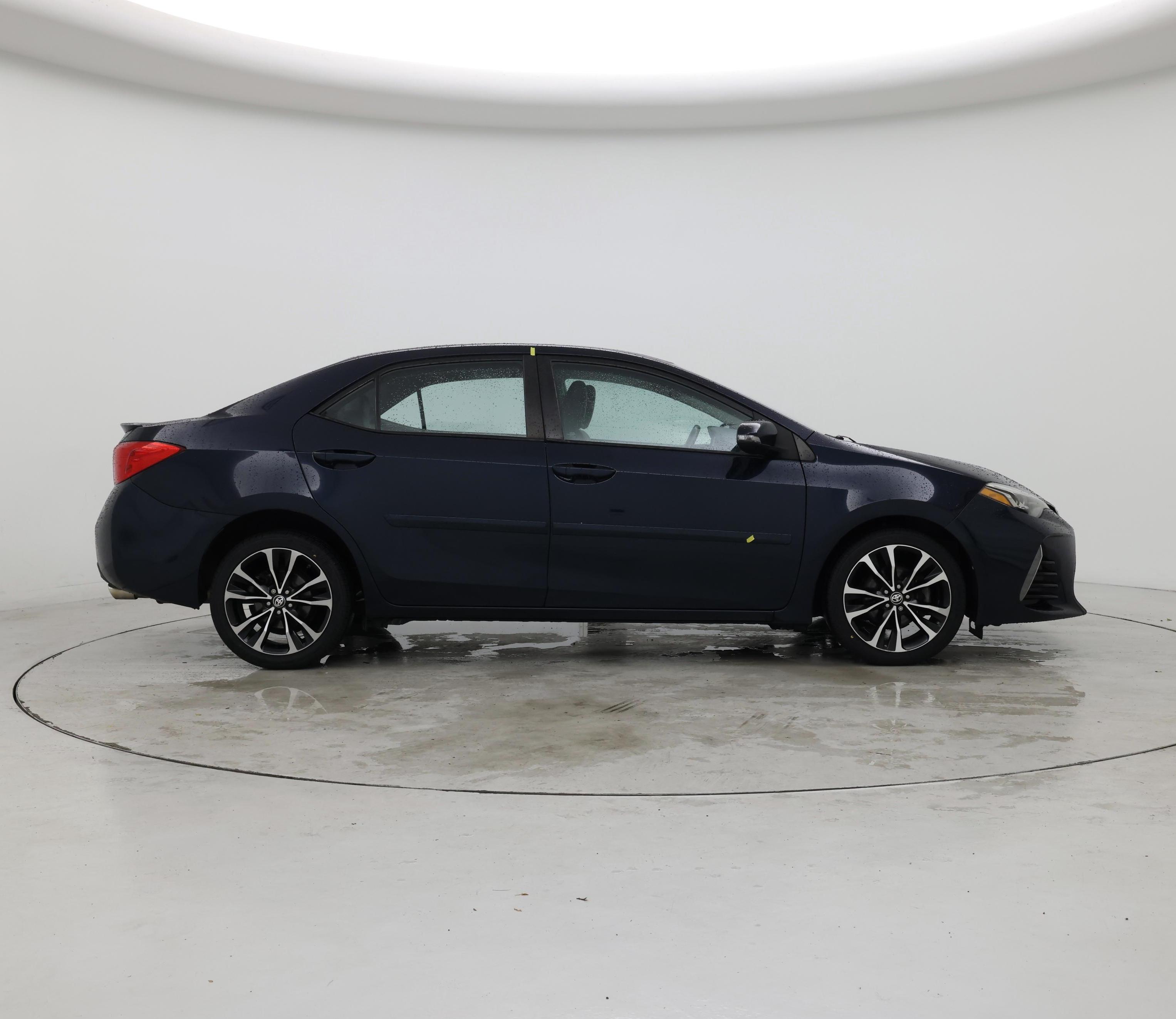 Thumbnail: 2017 Toyota Corolla - 7