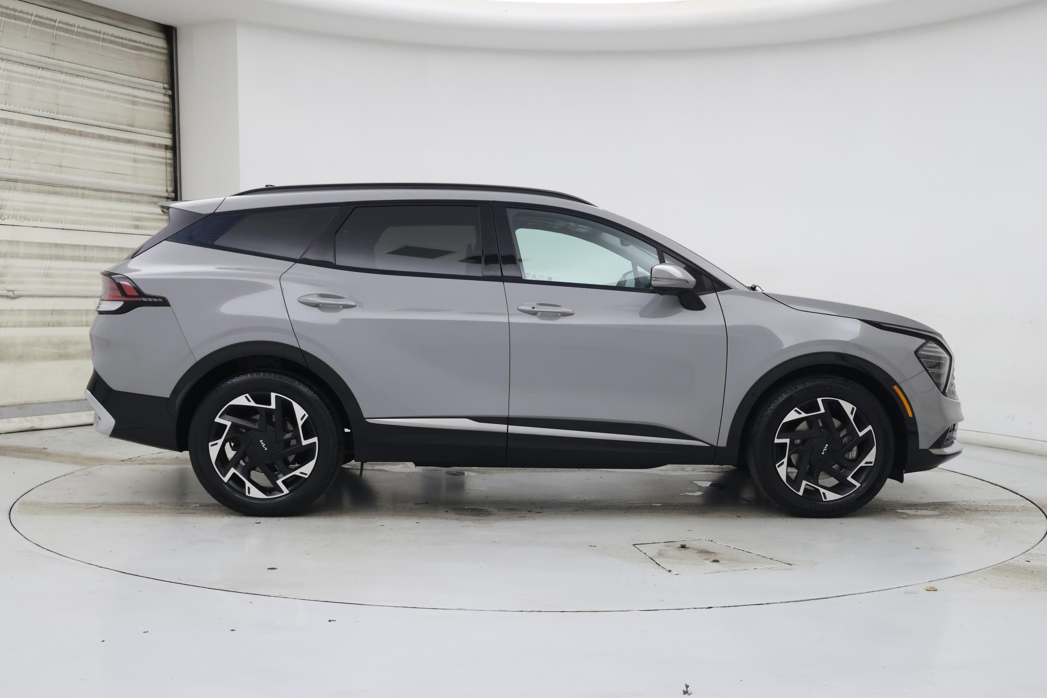 Thumbnail: 2023 Kia Sportage - 7