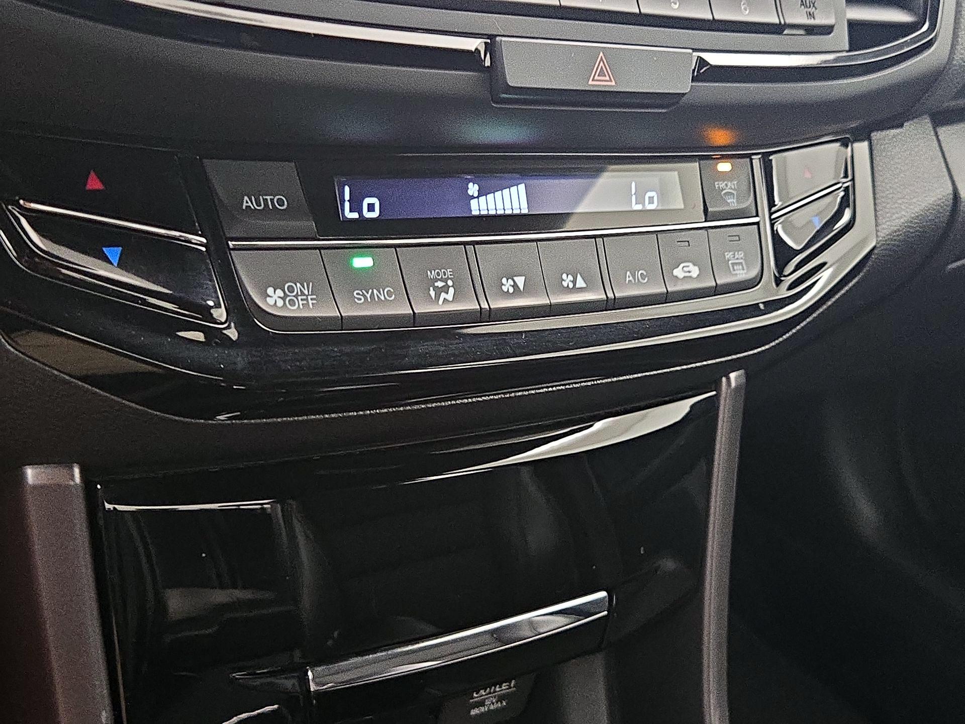 Thumbnail: 2016 Honda Accord - 16