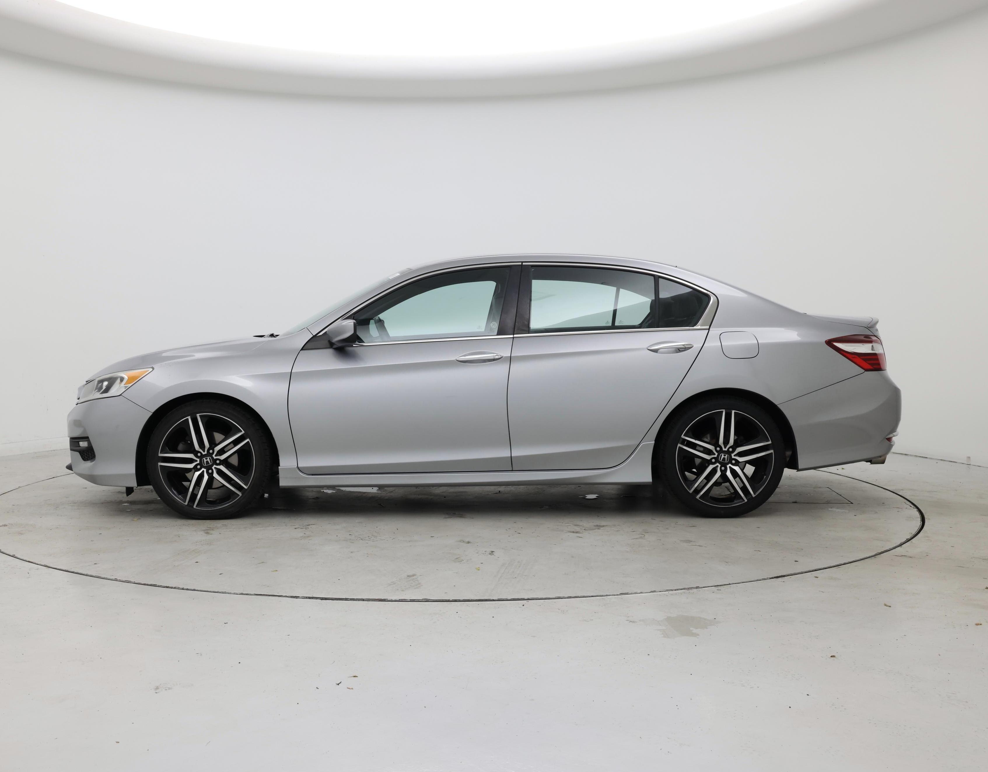 Thumbnail: 2016 Honda Accord - 3