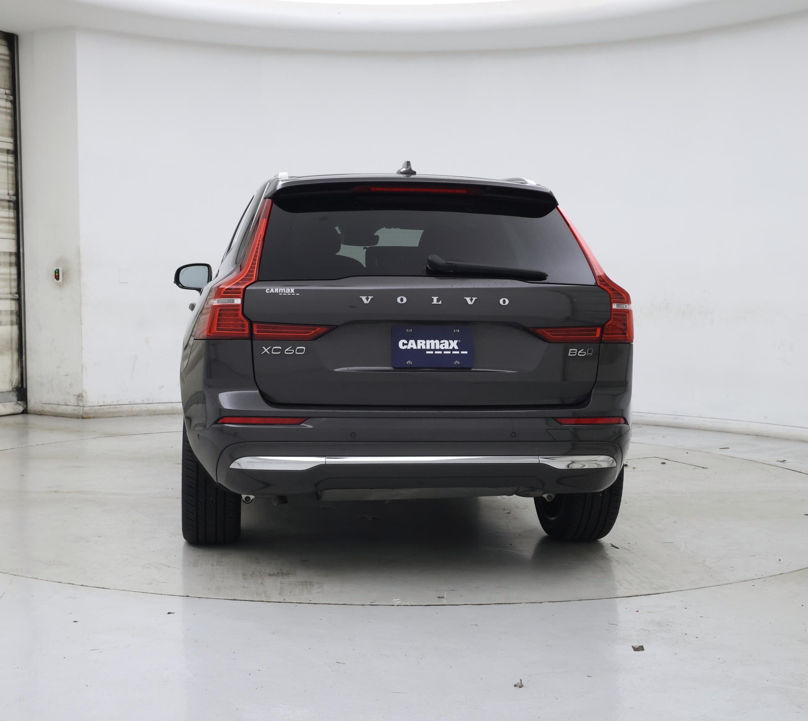 Thumbnail: 2022 Volvo XC60 - 6