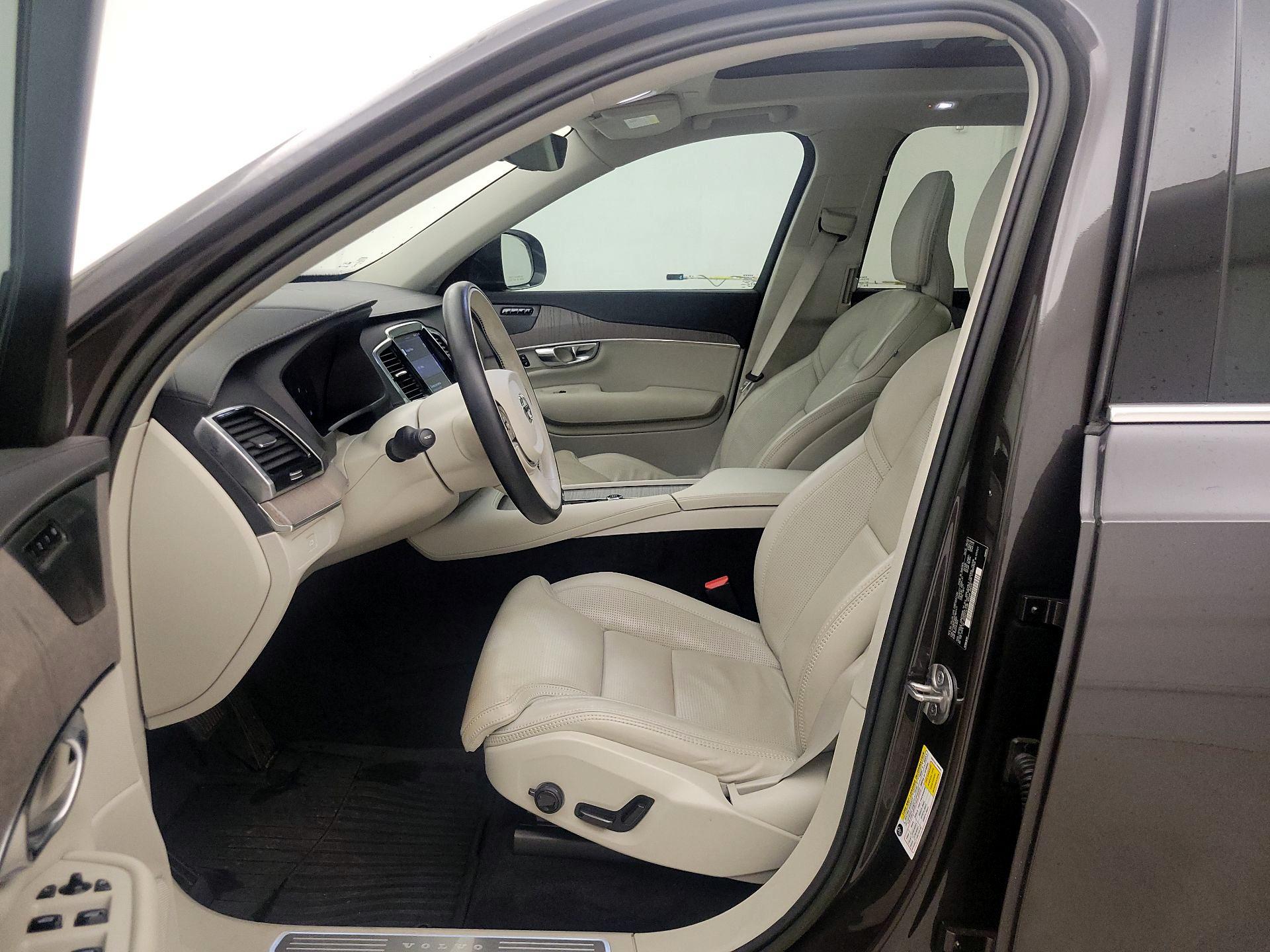Thumbnail: 2023 Volvo XC90 - 11
