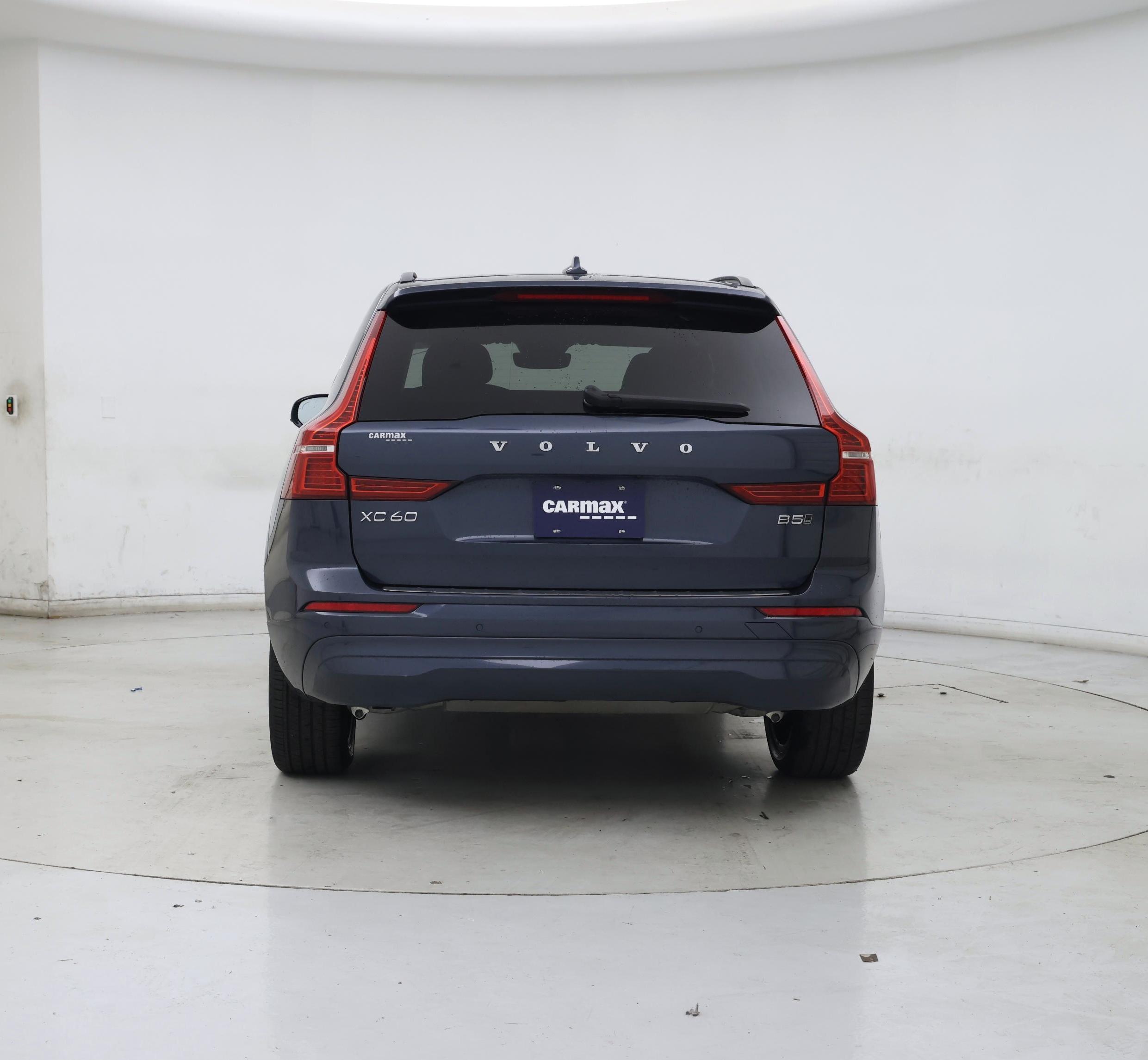 Thumbnail: 2022 Volvo XC60 - 6