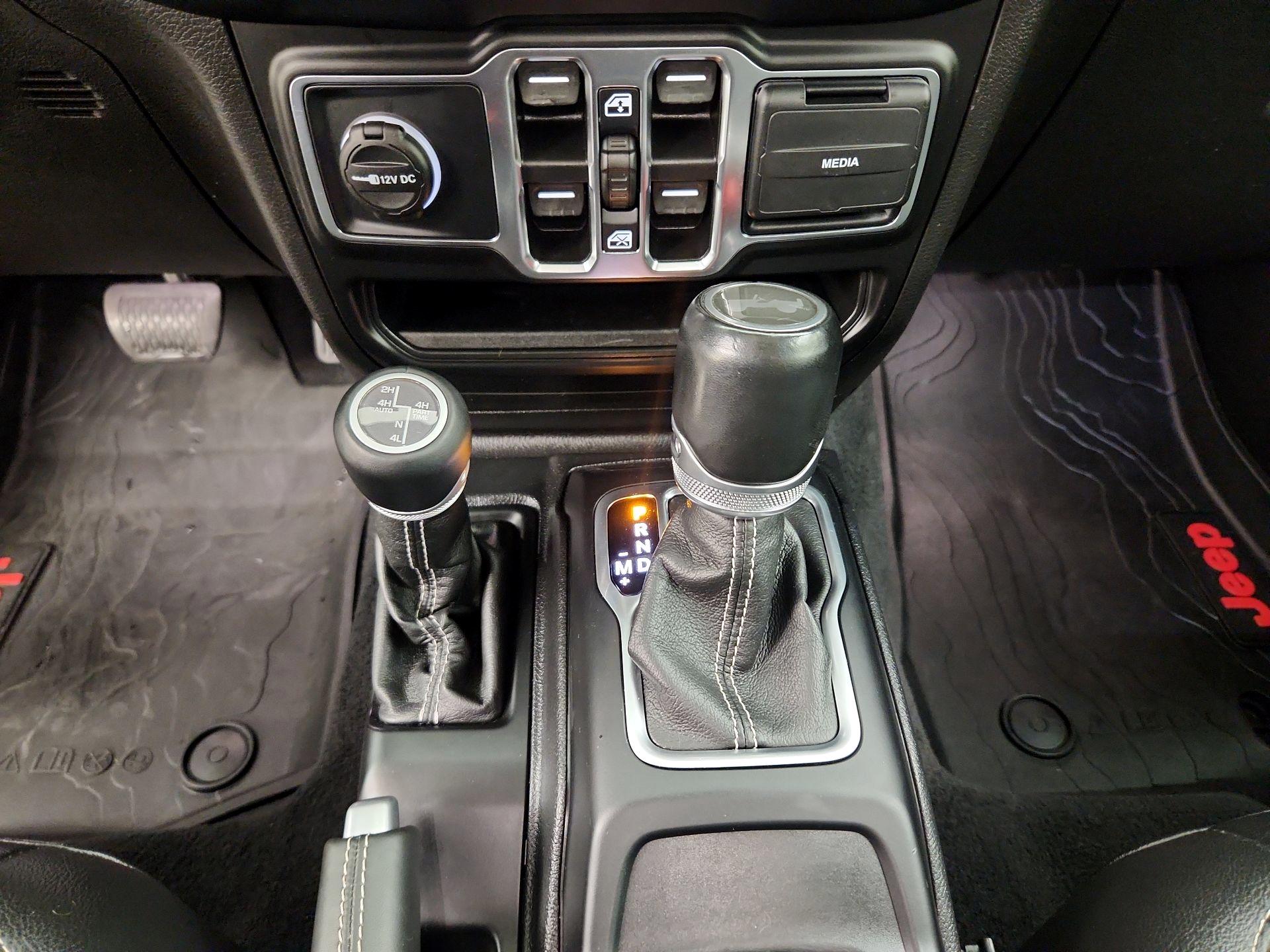 Thumbnail: 2021 Jeep Wrangler - 18