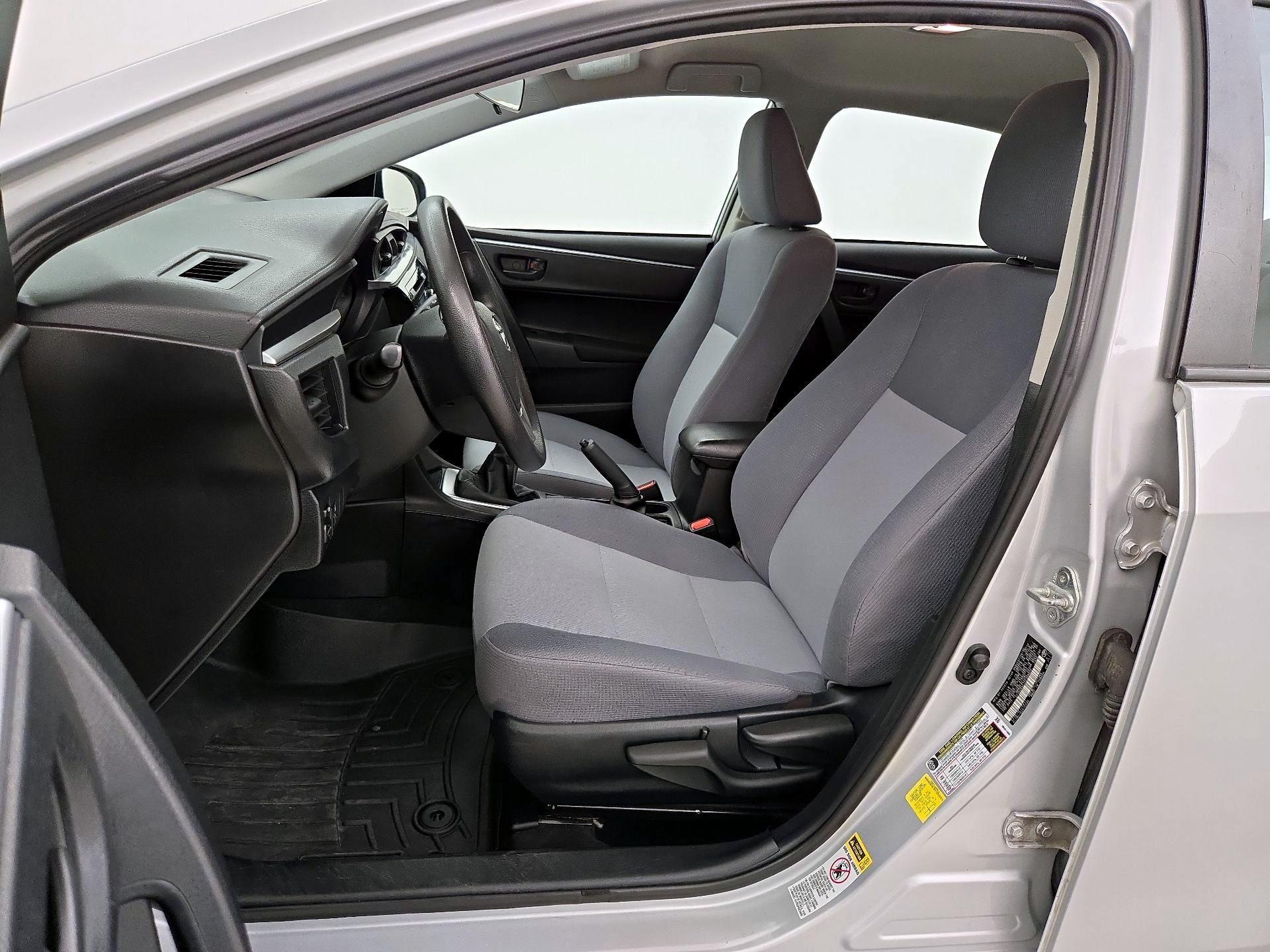 Thumbnail: 2015 Toyota Corolla - 11