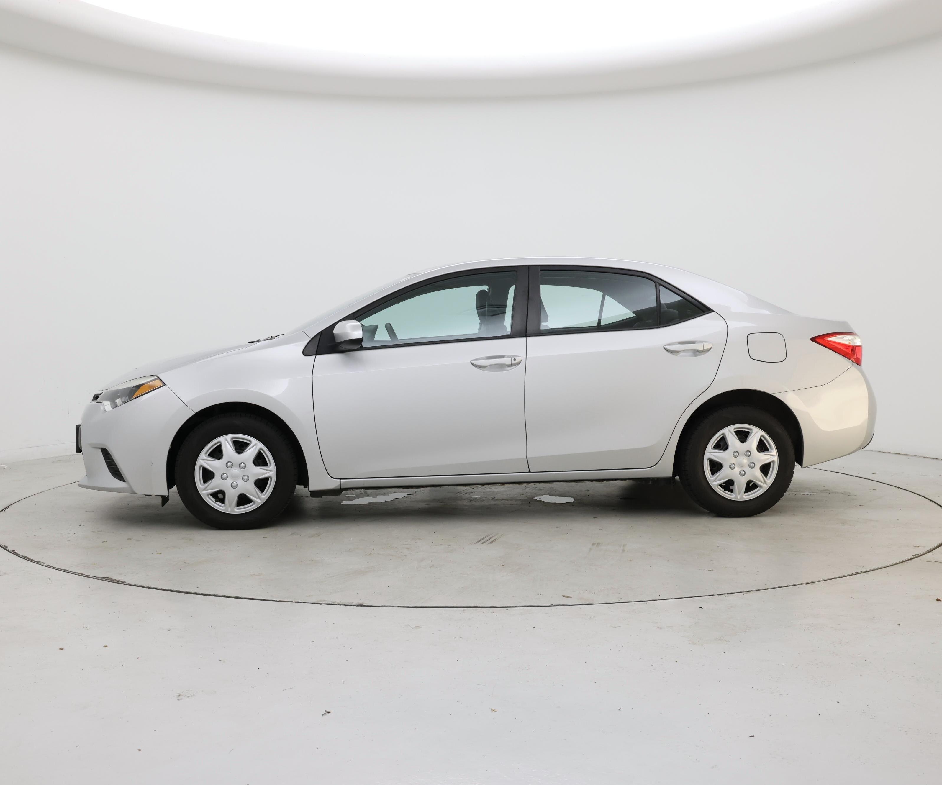 Thumbnail: 2015 Toyota Corolla - 3