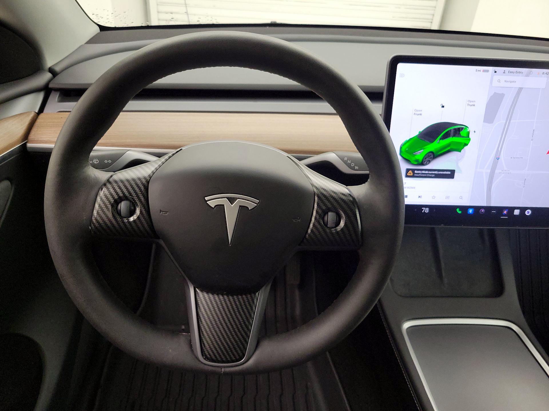 Thumbnail: 2024 Tesla Model Y - 10