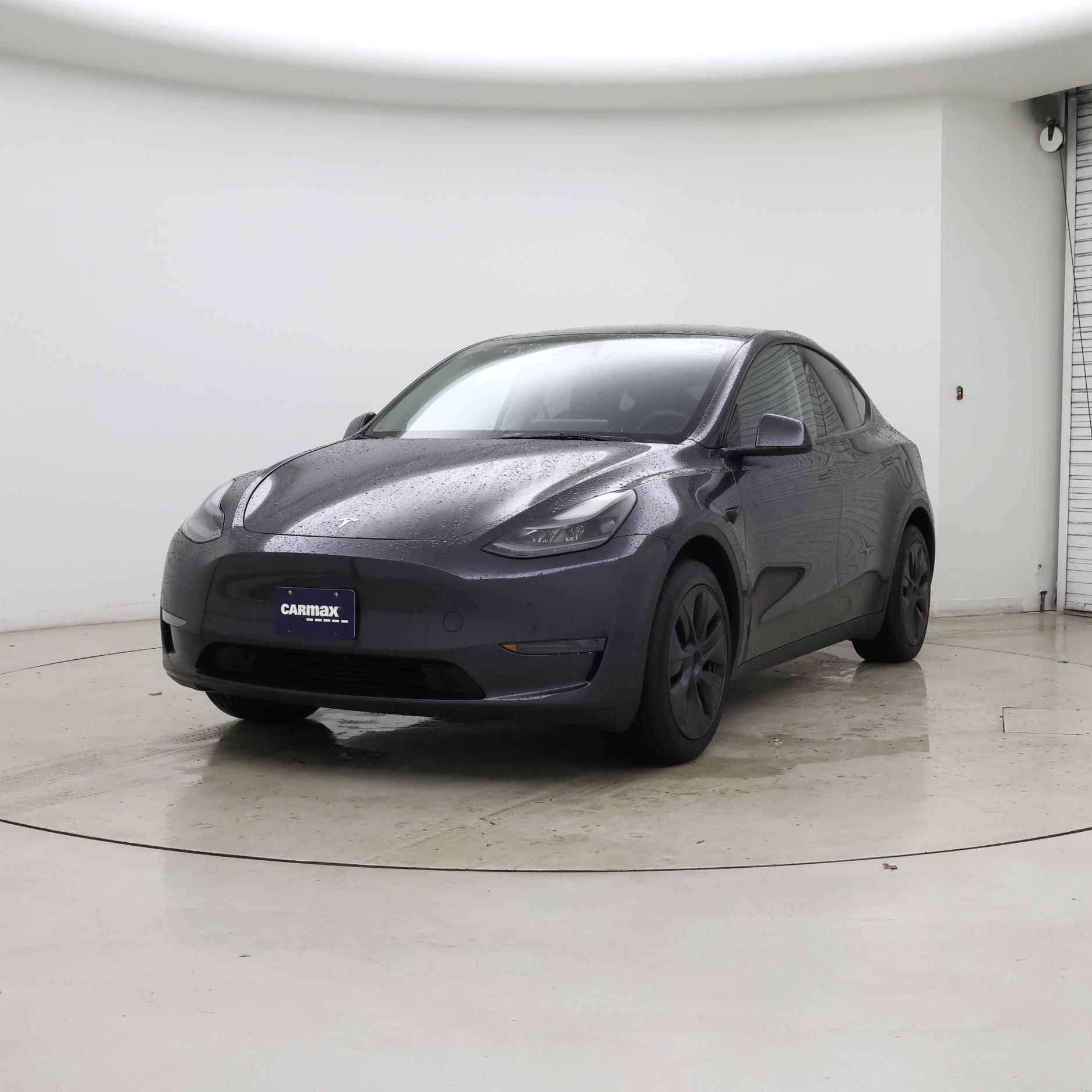 Thumbnail: 2024 Tesla Model Y - 4