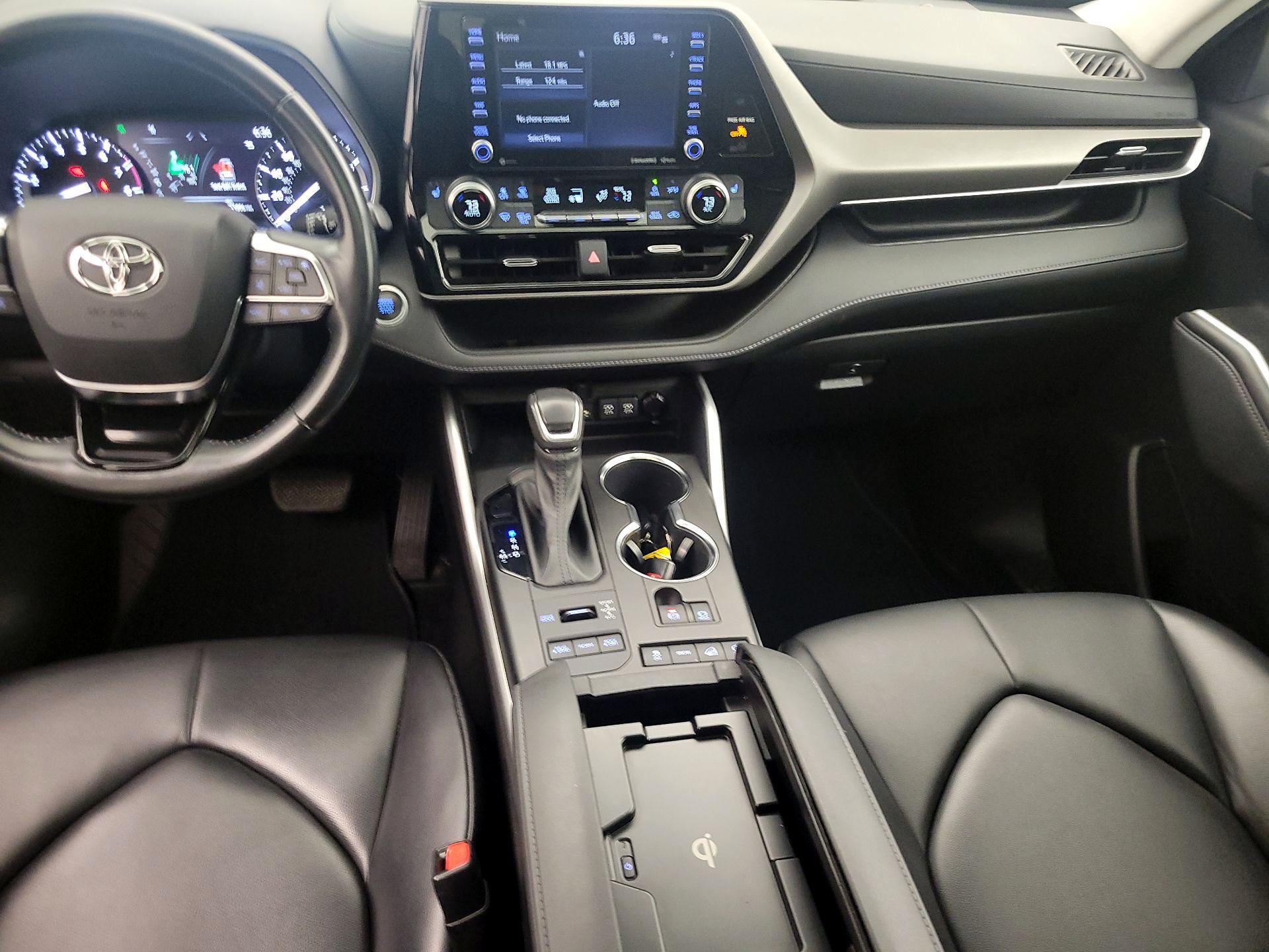 Thumbnail: 2021 Toyota Highlander - 9