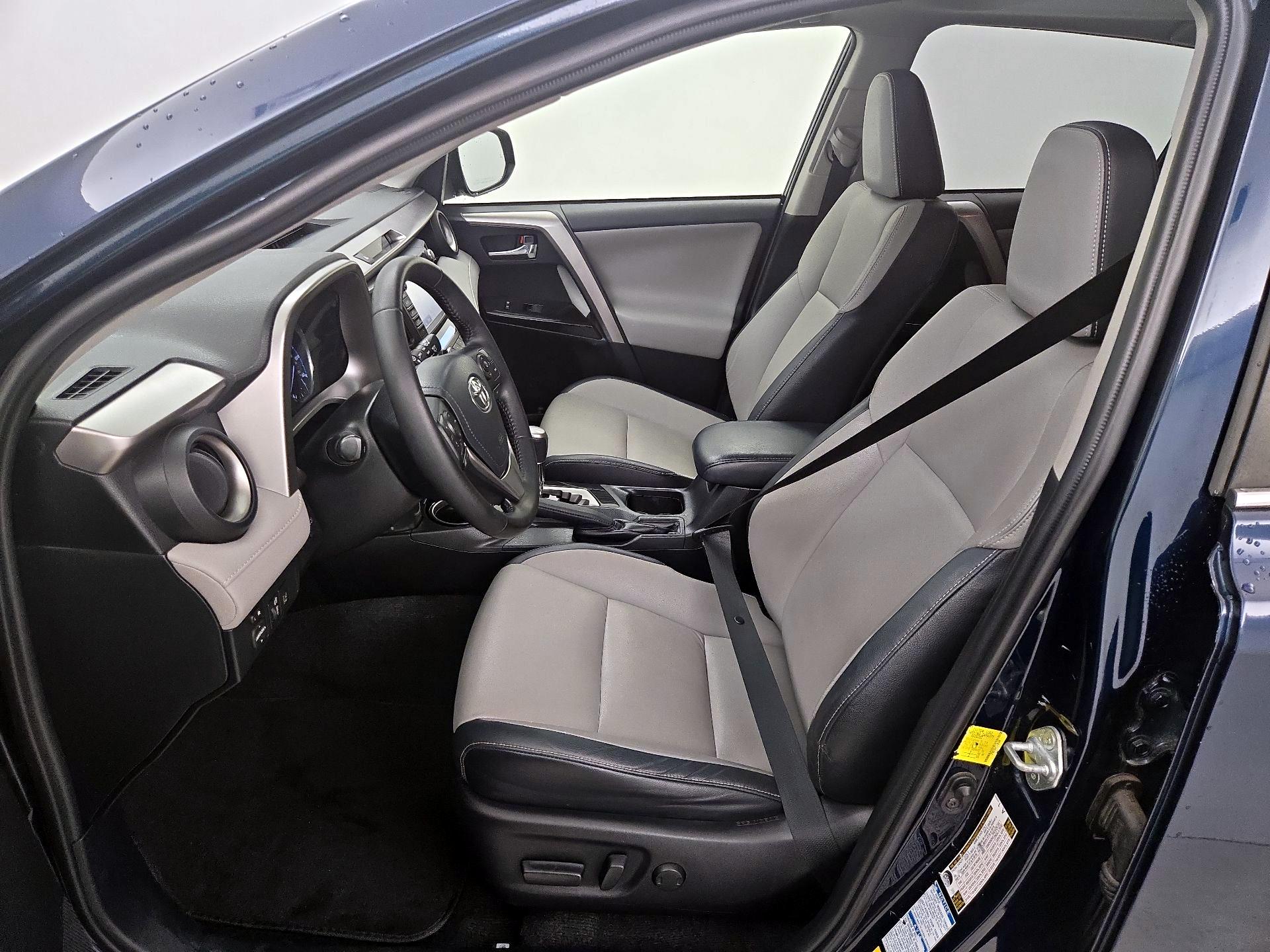 Thumbnail: 2017 Toyota RAV4 - 11