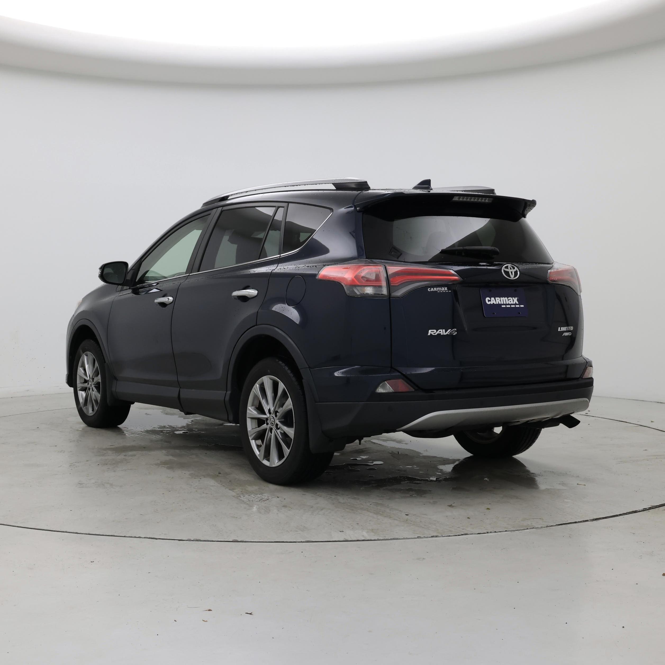 Thumbnail: 2017 Toyota RAV4 - 2