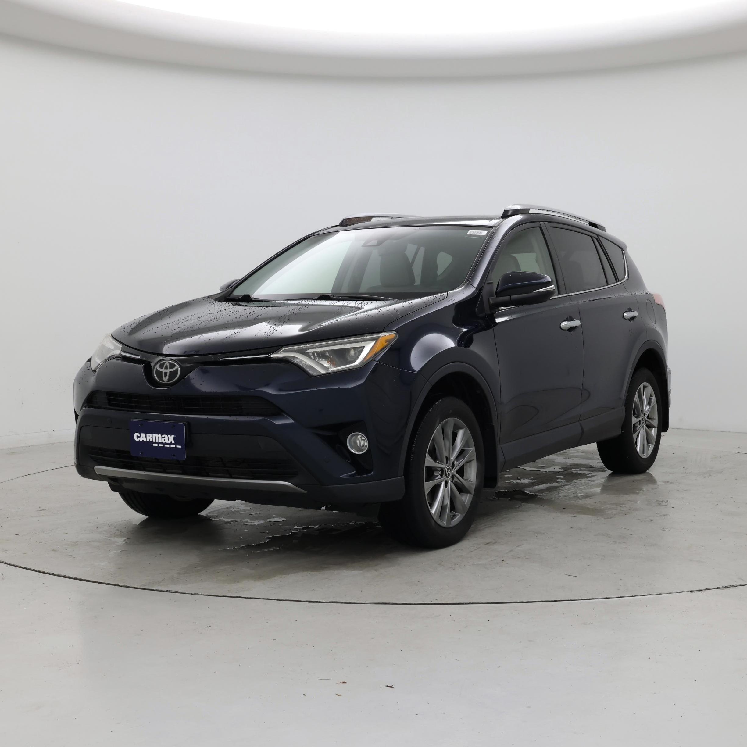 Thumbnail: 2017 Toyota RAV4 - 4