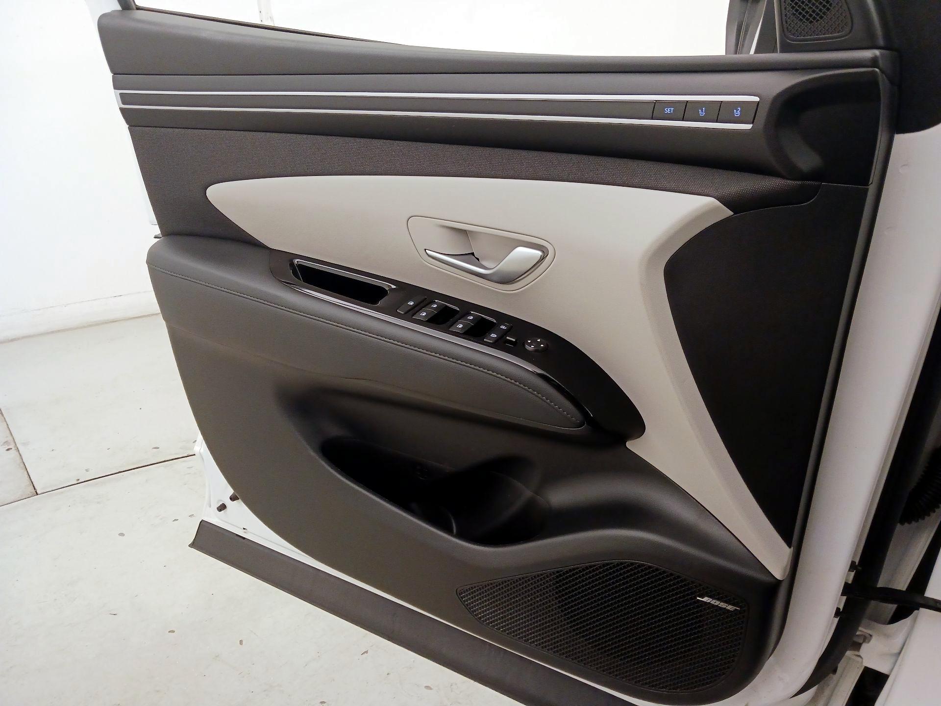 Thumbnail: 2023 Hyundai Tucson - 12