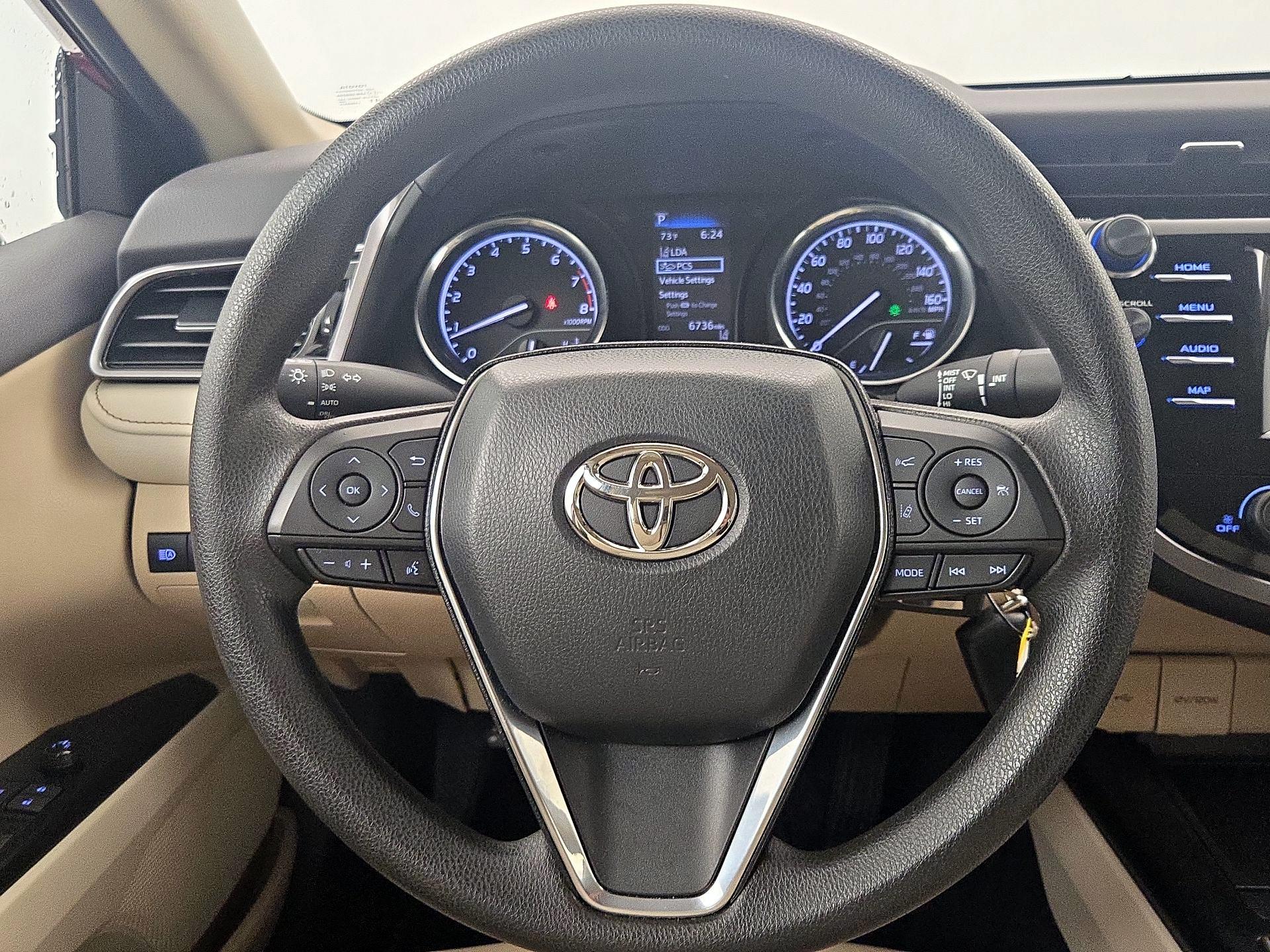 Thumbnail: 2020 Toyota Camry - 10