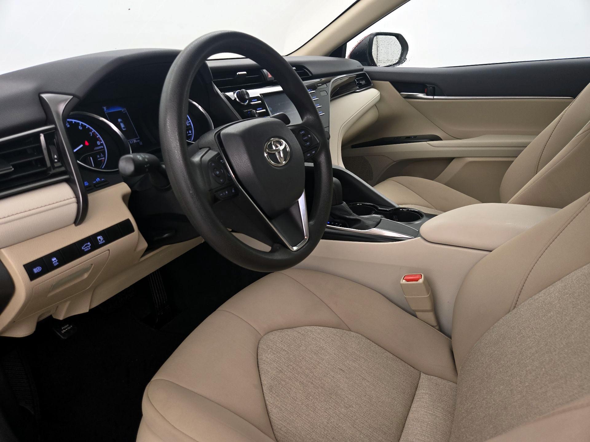 Thumbnail: 2020 Toyota Camry - 11
