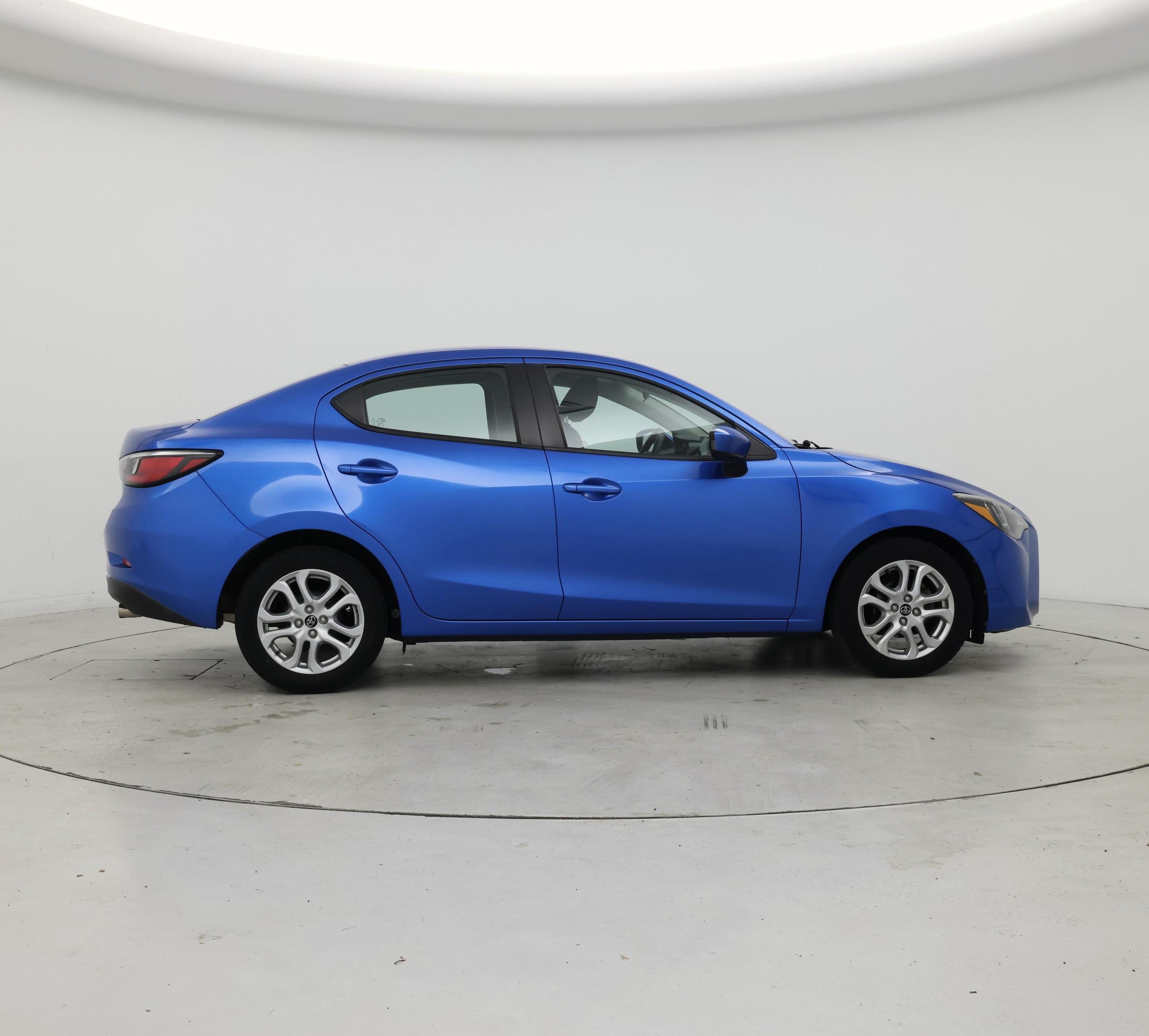 Thumbnail: 2018 Toyota Yaris iA - 7