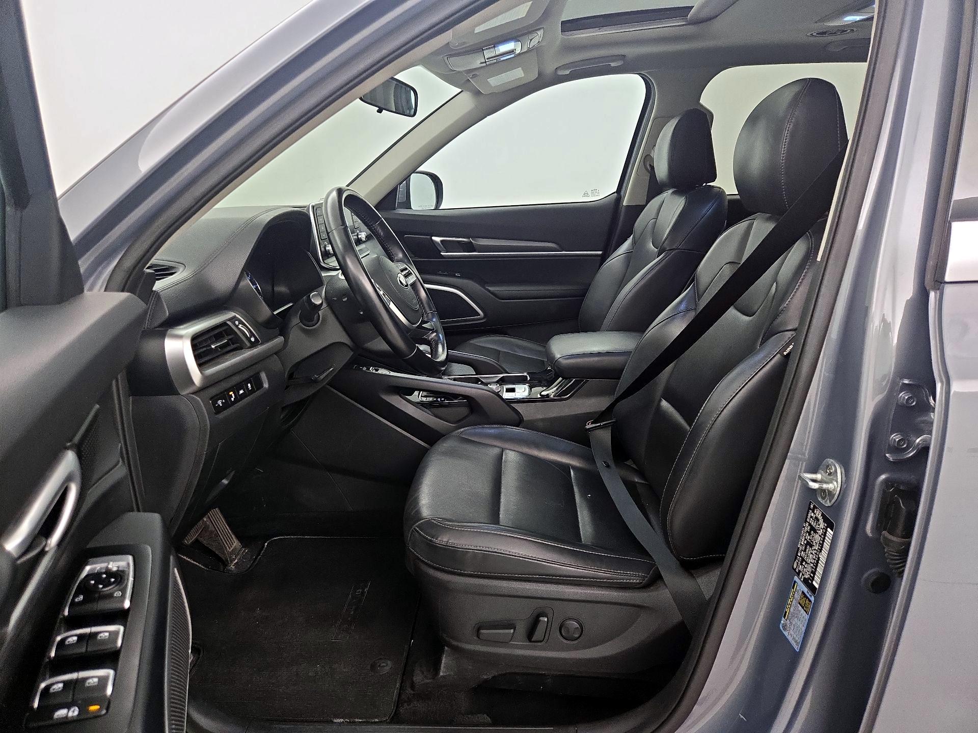 Thumbnail: 2020 Kia Telluride - 11