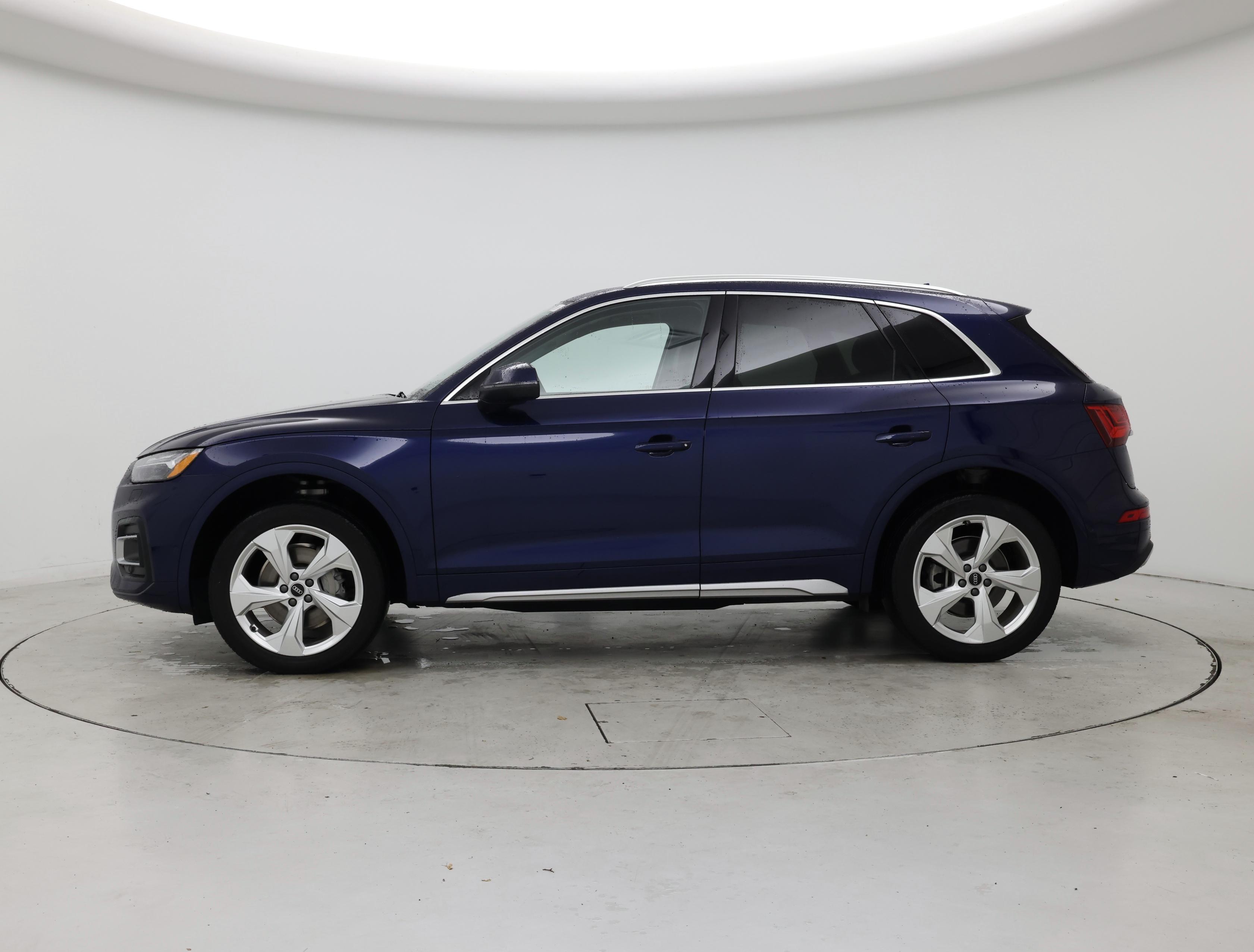 Thumbnail: 2021 Audi Q5 - 3