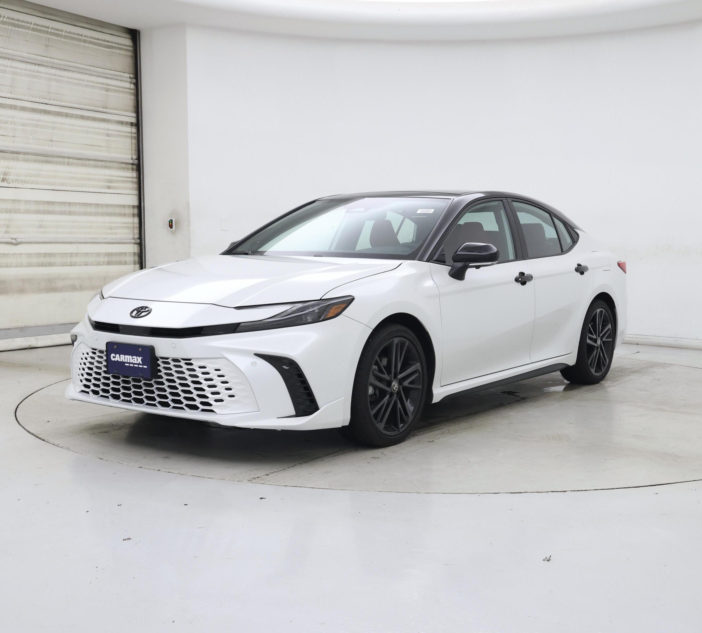 Thumbnail: 2025 Toyota Camry - 4