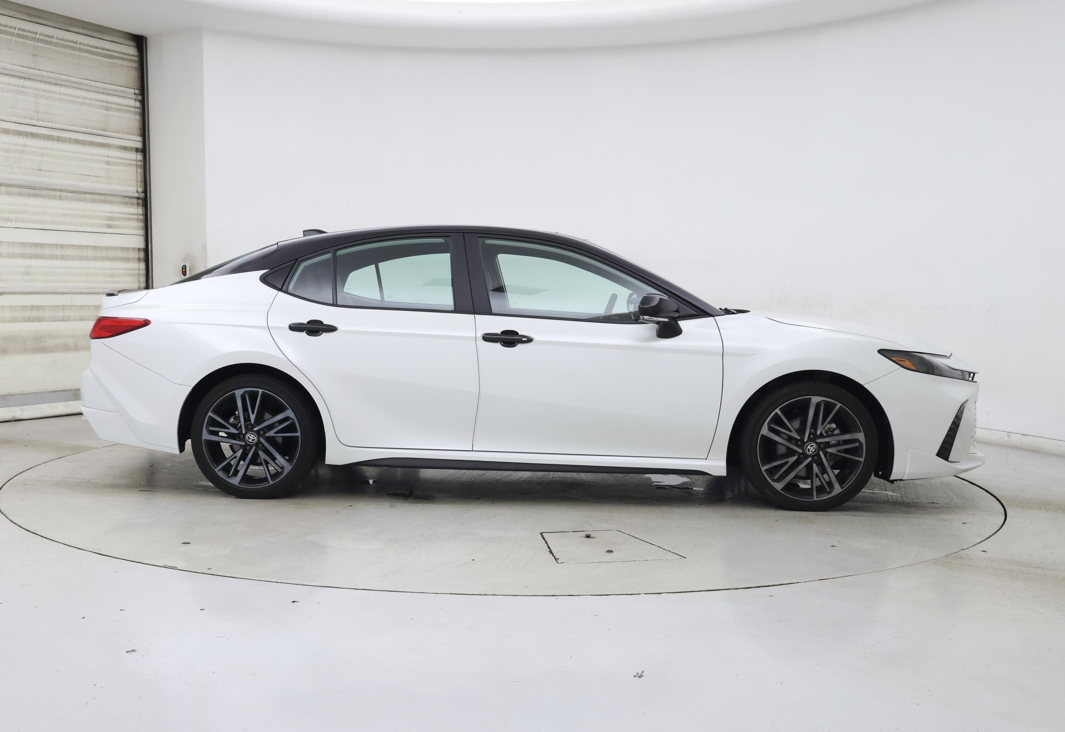 Thumbnail: 2025 Toyota Camry - 7